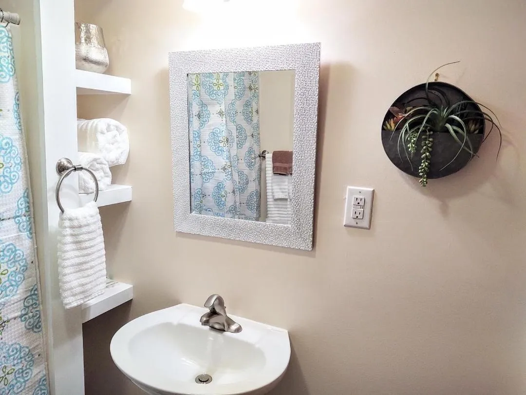 Edgewater Resort Cottage #1