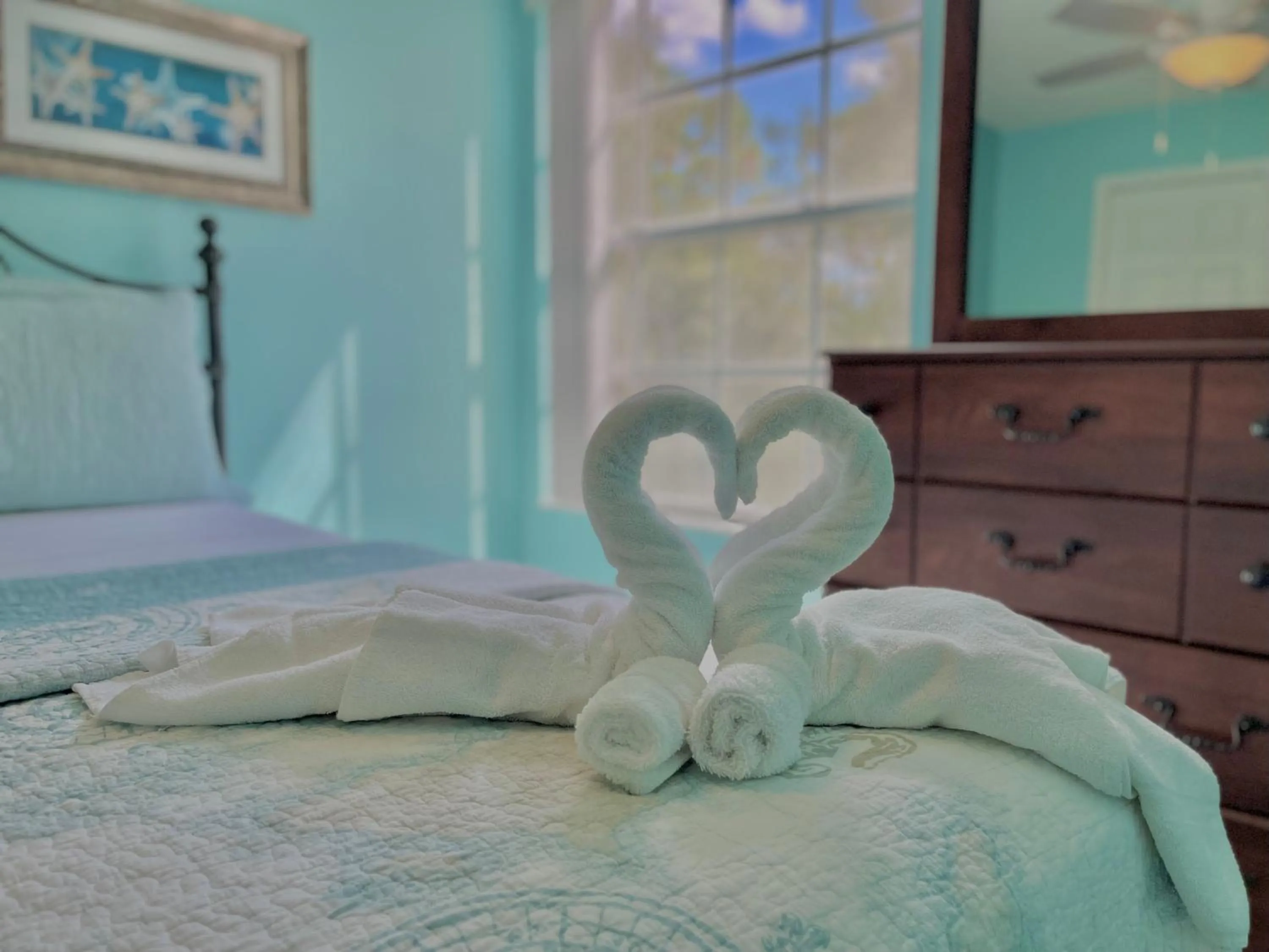 Bed in Beautiful, cozy and spacious Retreat near Disney