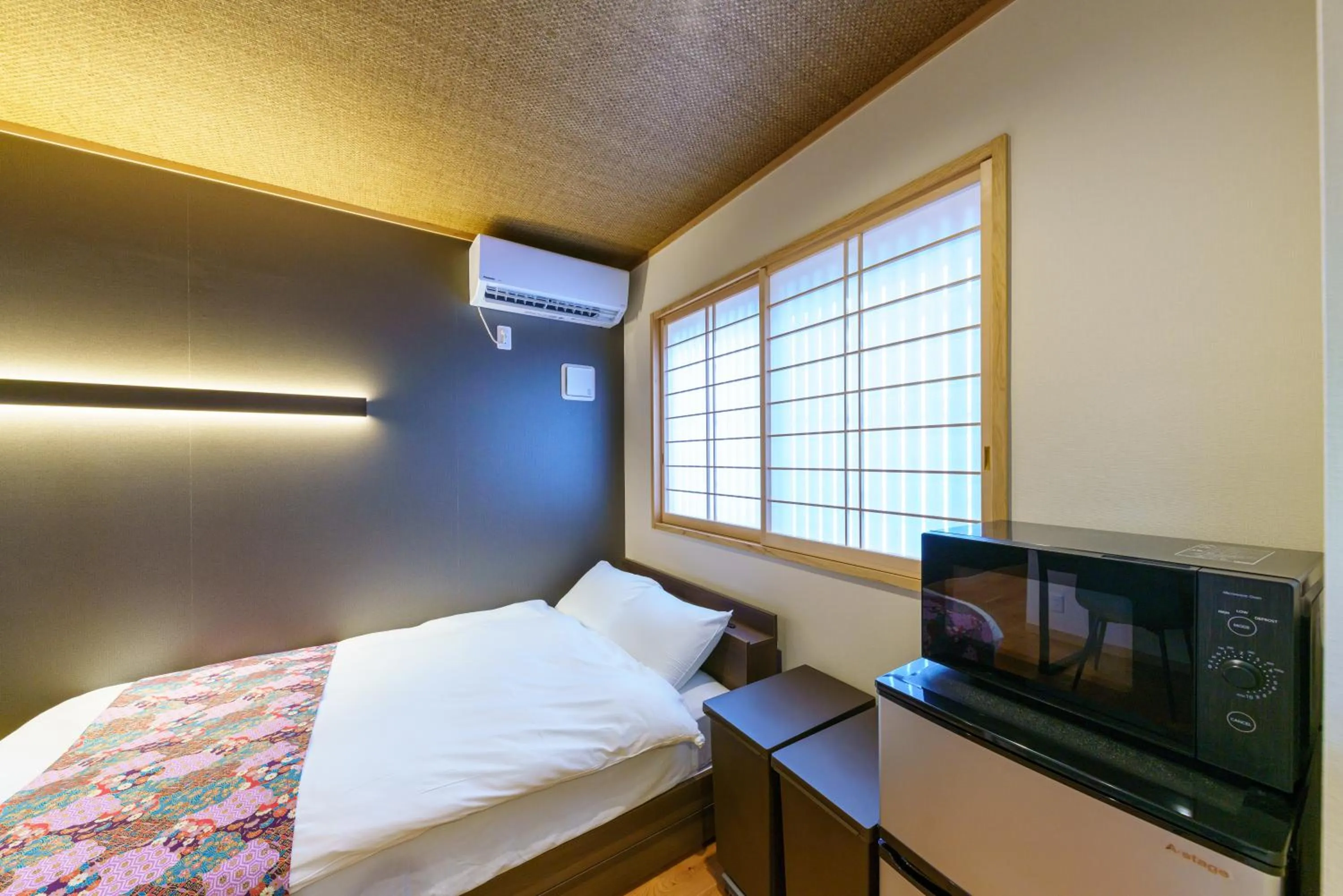 Bedroom, Bed in YADOYA Suzume