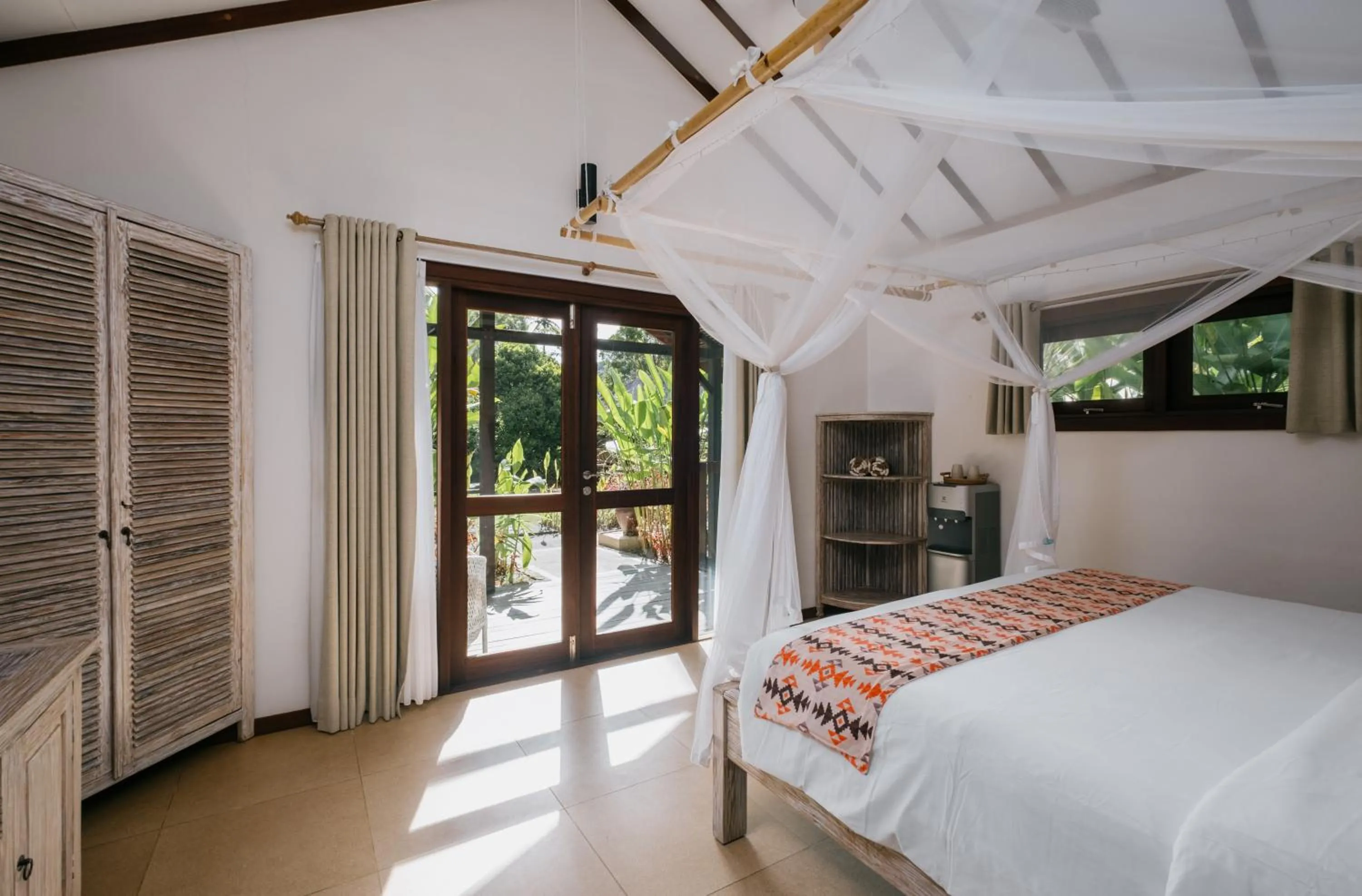 Bed in Burudika Bungalows - Villas, Sauna & Bath House