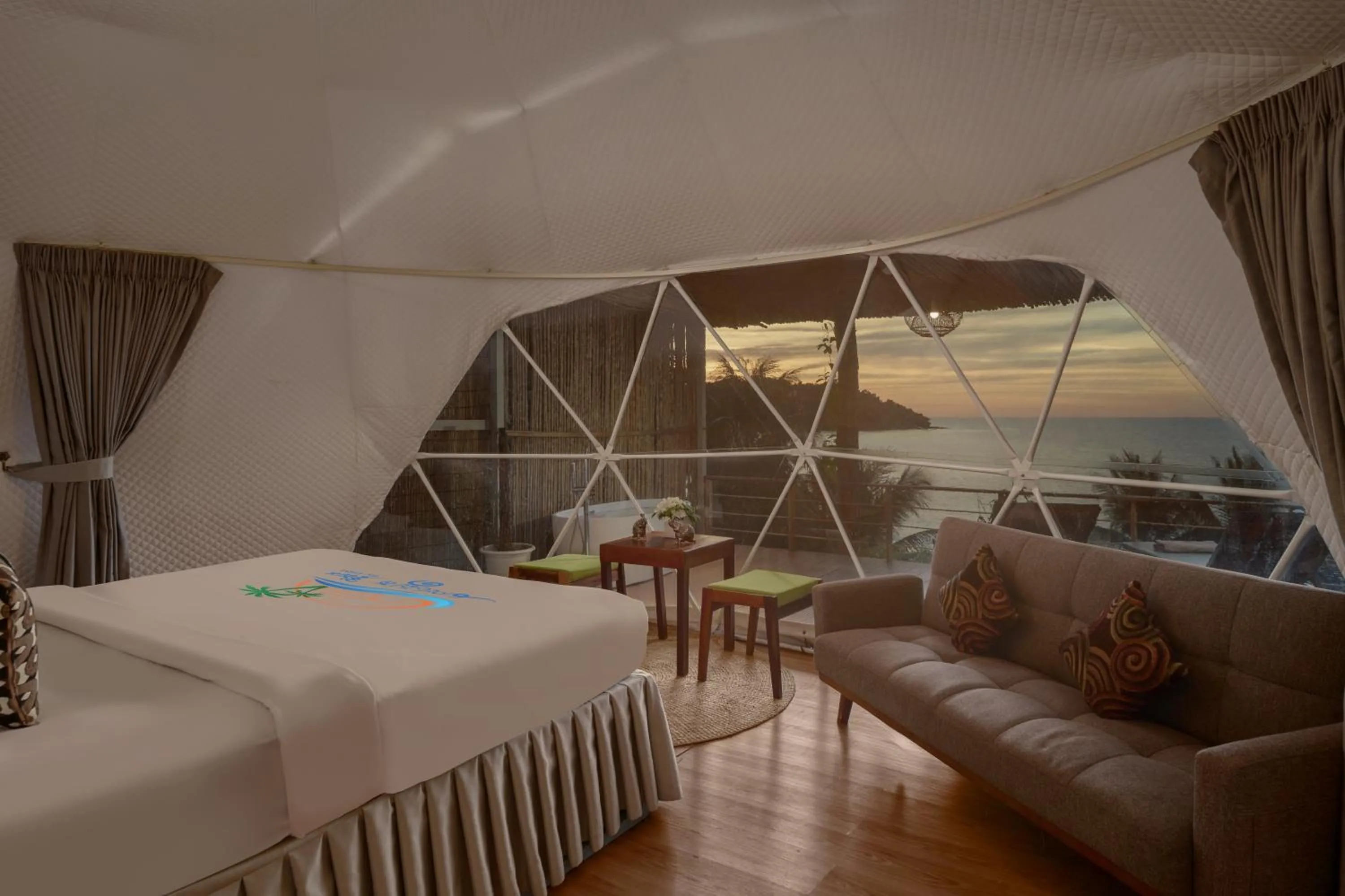 Bedroom, Bed in Koh Sdach Resort by EHM