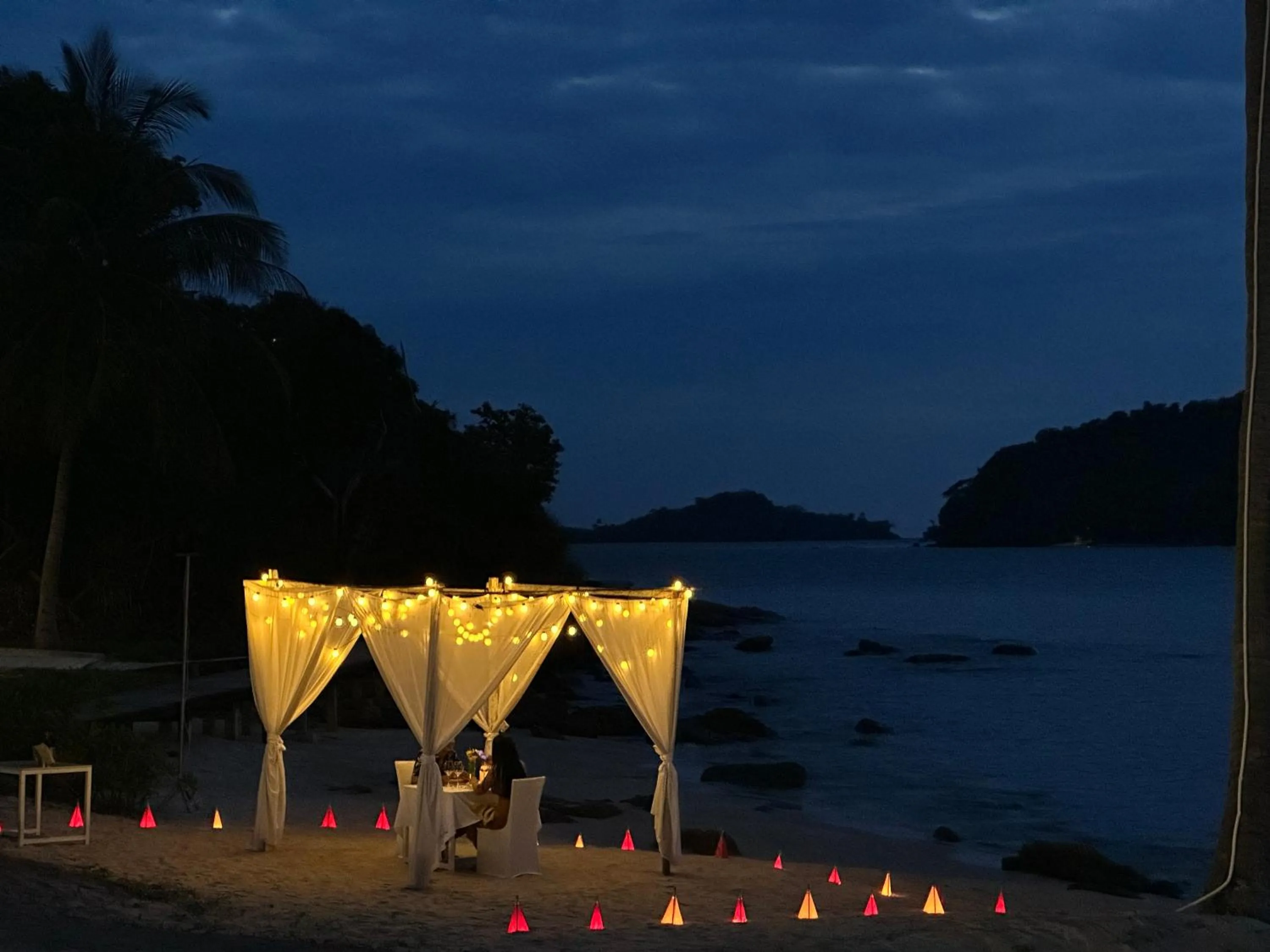 Dining area in Koh Sdach Resort by EHM