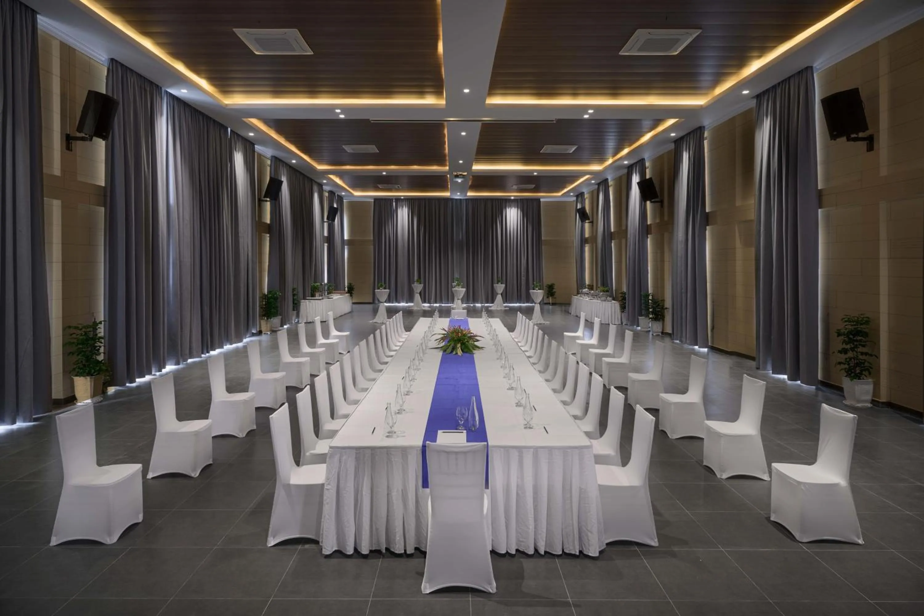 Meeting/conference room in Koh Sdach Resort by EHM