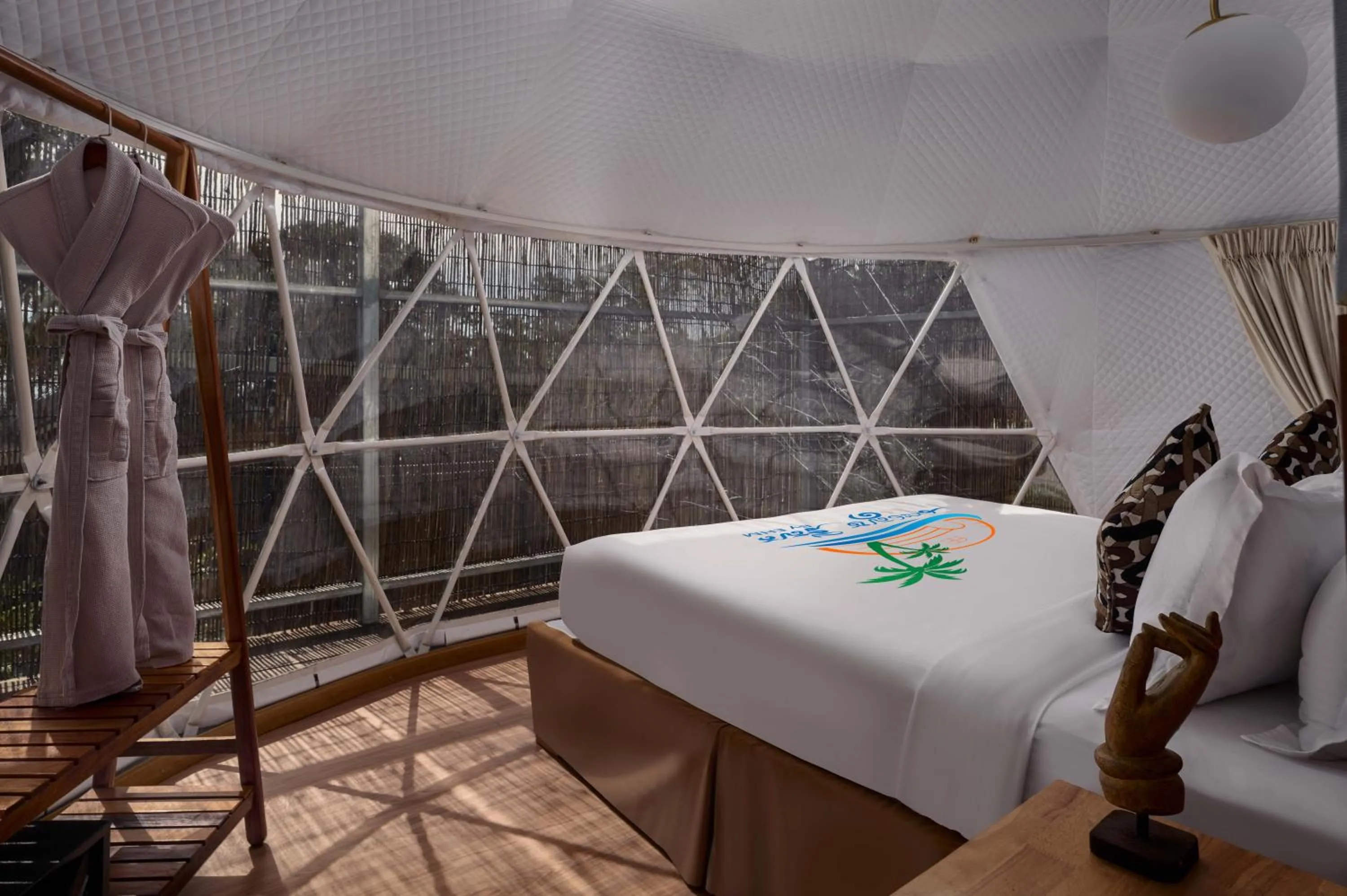 View (from property/room), Bed in Koh Sdach Resort by EHM