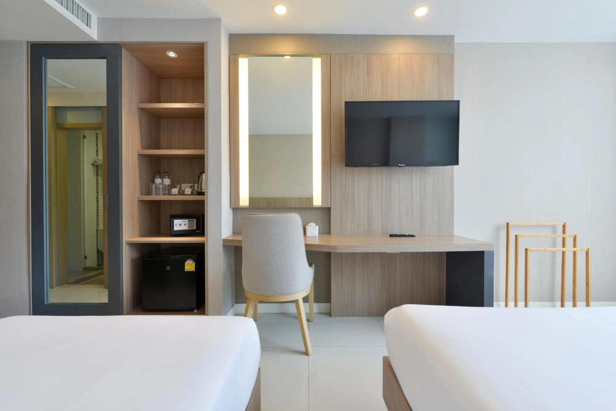 TV and multimedia, Bed in Grace Patong Hotel