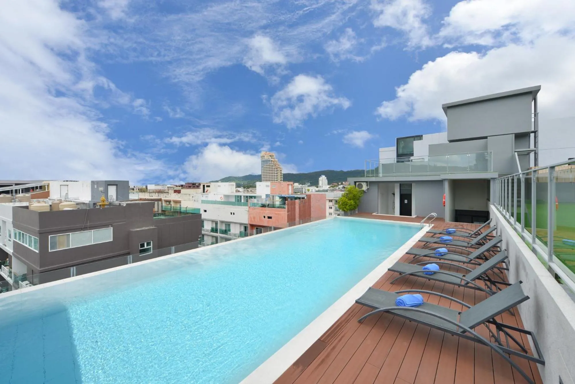 Swimming pool in Grace Patong Hotel