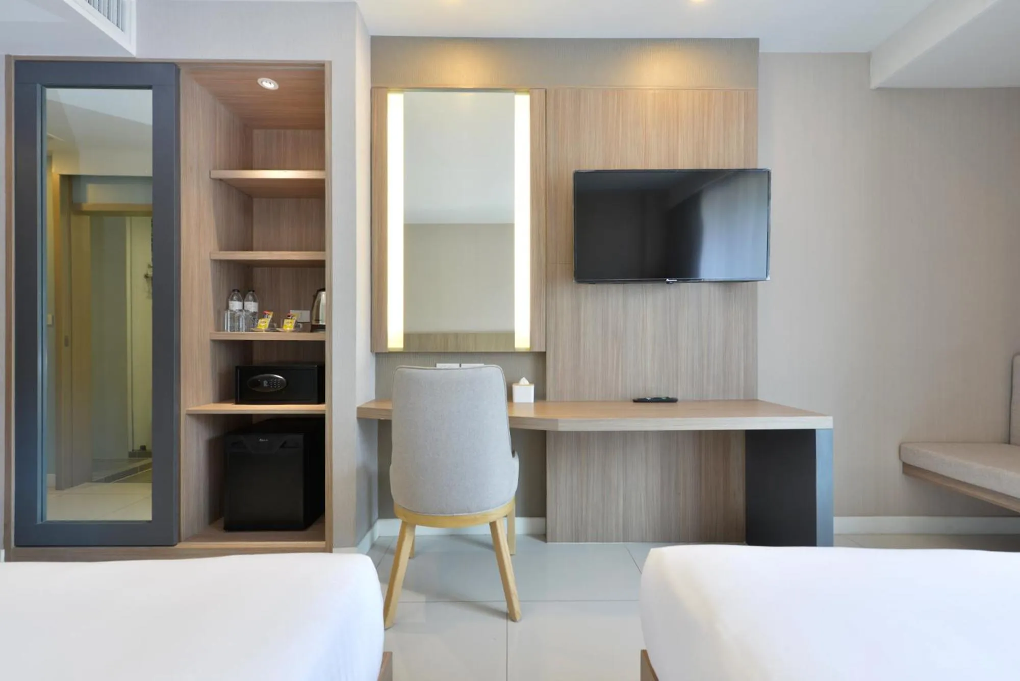 TV and multimedia, Bed in Grace Patong Hotel