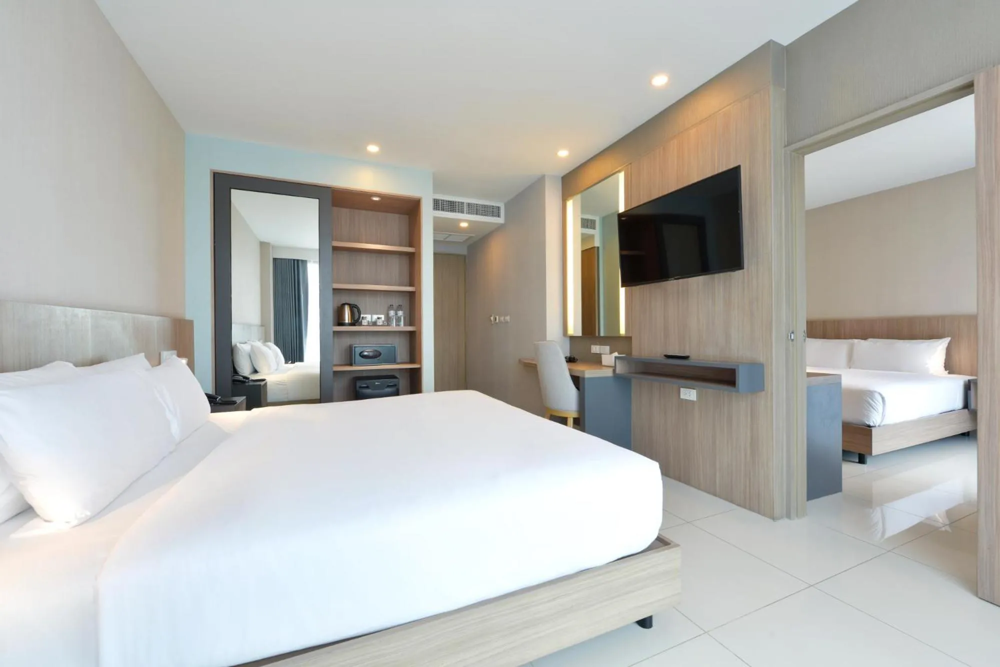 Bed in Grace Patong Hotel