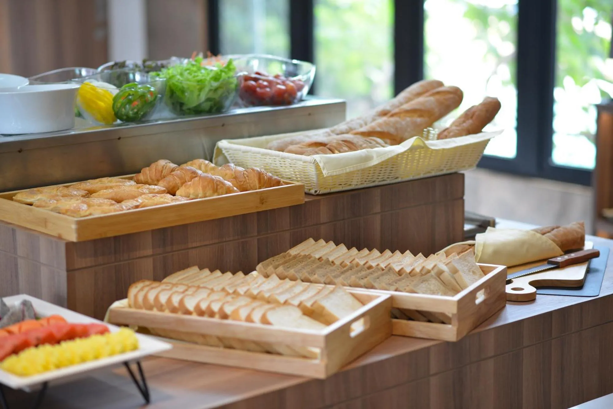 Restaurant/places to eat in Grace Patong Hotel