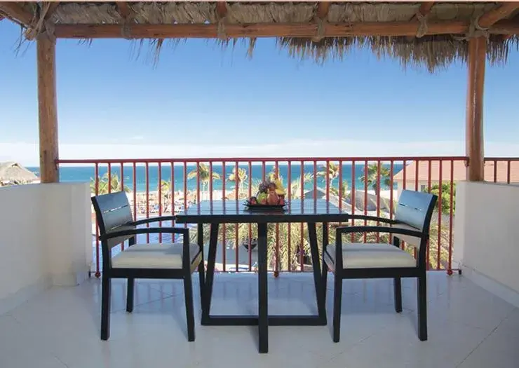 King Room with Ocean View in Grand Decameron Los Cabos, A Trademark All-Inclusive Resort King Room with Ocean View in Grand Decameron Los Cabos, A Trademark All-Inclusive Resort