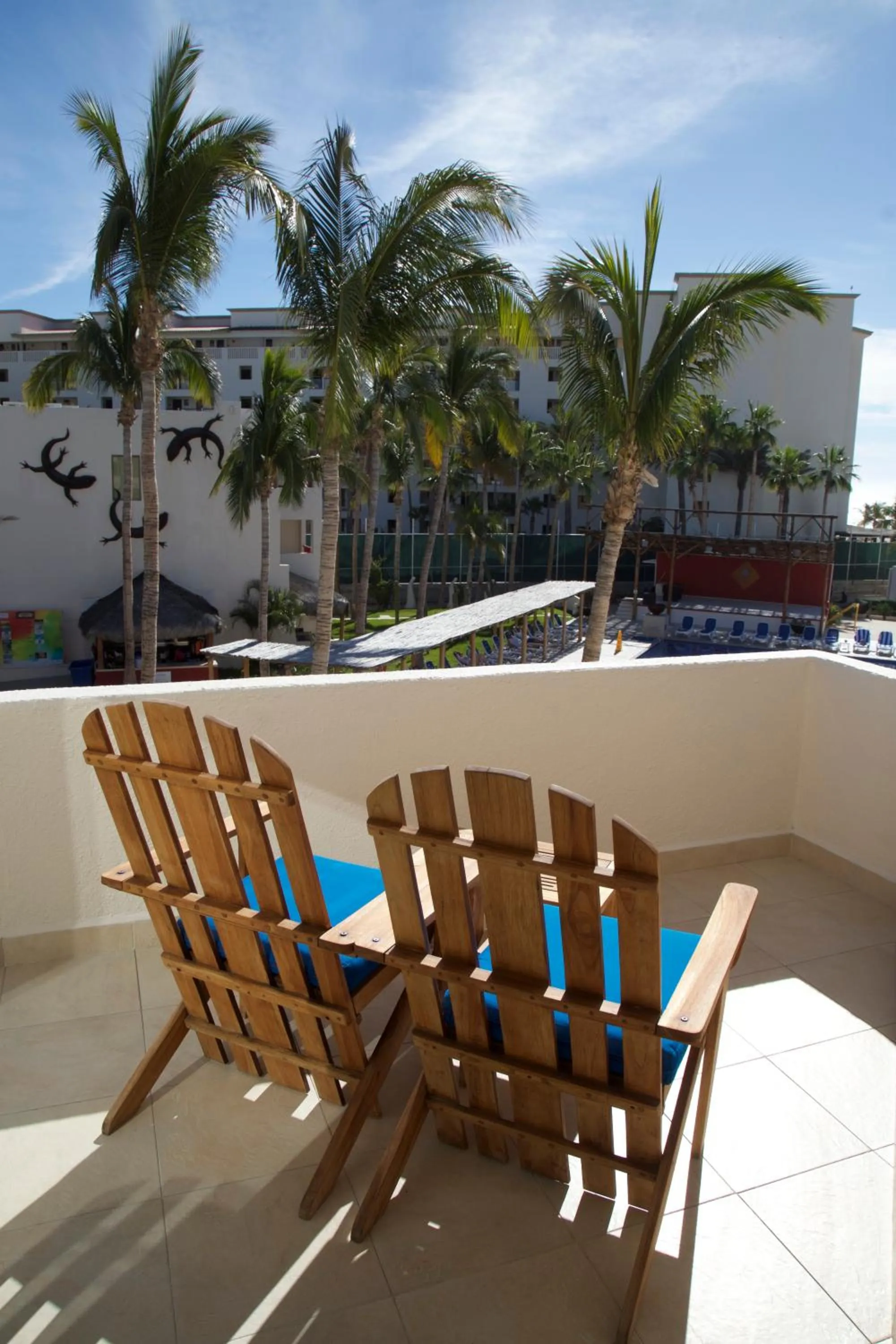 Balcony/Terrace in Grand Decameron Los Cabos, A Trademark All-Inclusive Resort