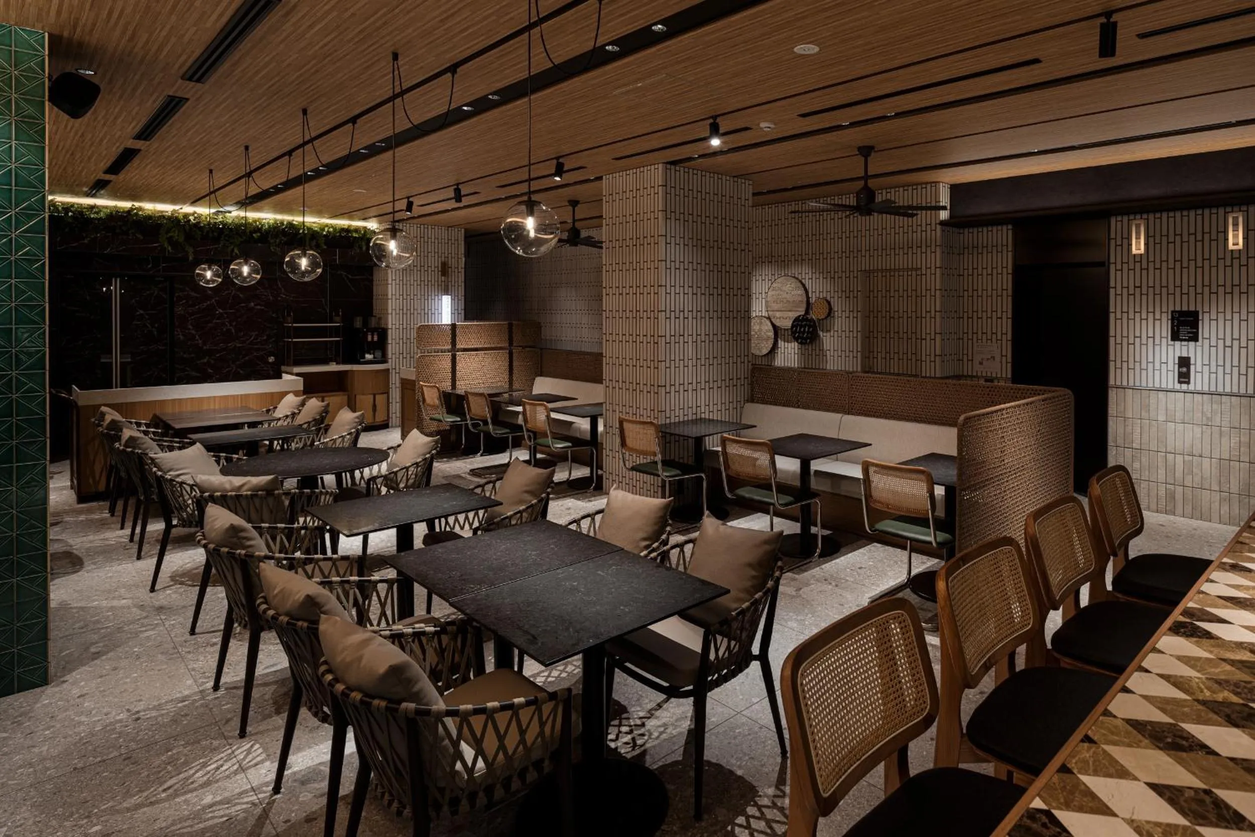 Restaurant/places to eat in Nest Hotel Naha Nishi