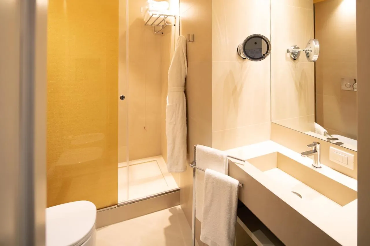 Bathroom in Palazzo Barocci