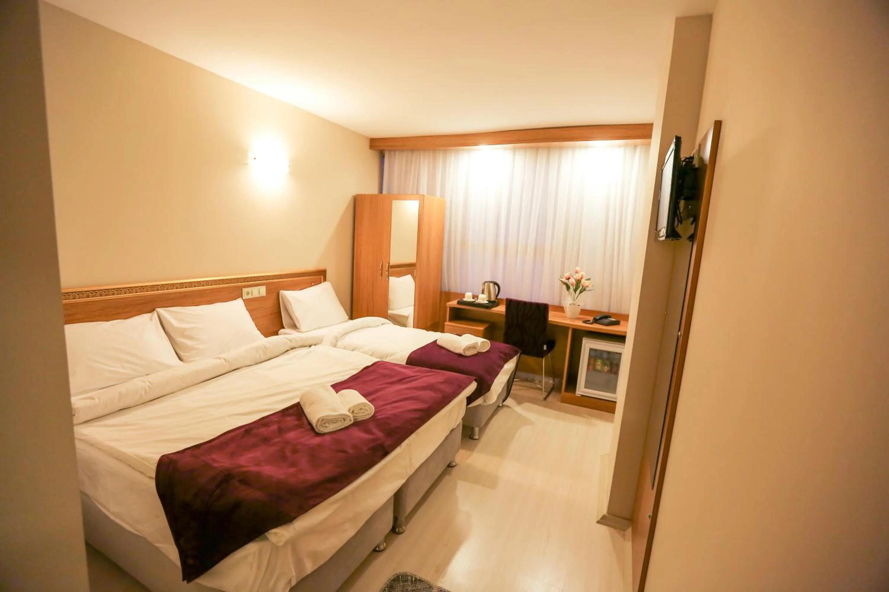 Bed in Grand İstanbul Airport Hotel