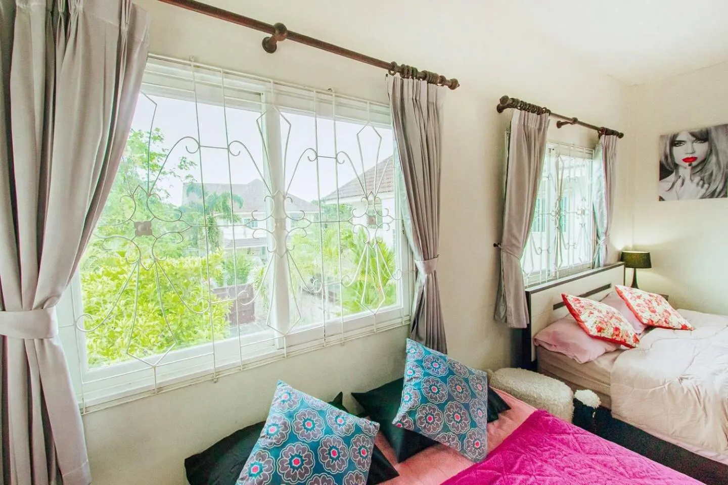 Living room, Bed in Captivating 3-Bed Villa in Muang Pattaya