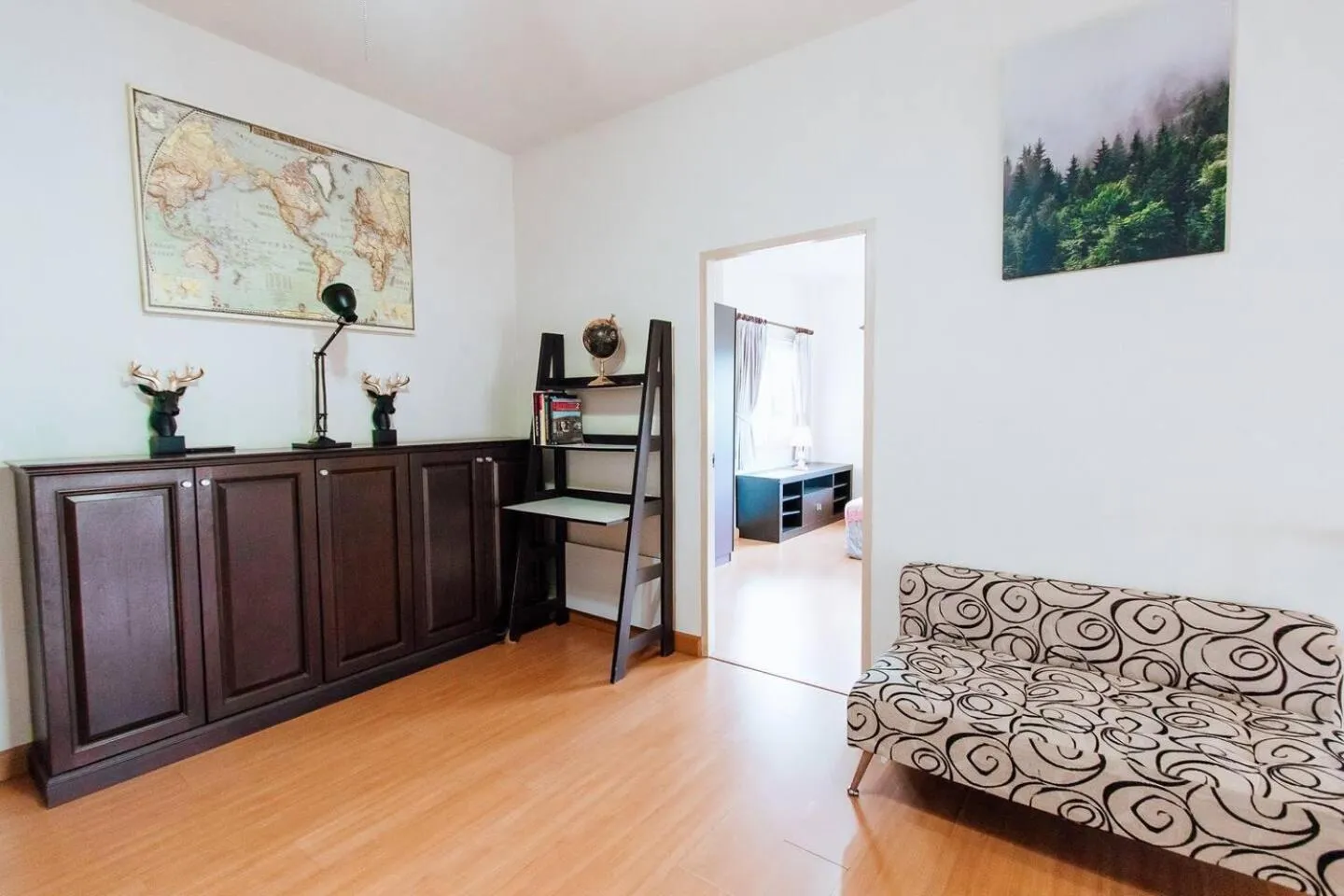 Captivating 3-Bed Villa in Muang Pattaya