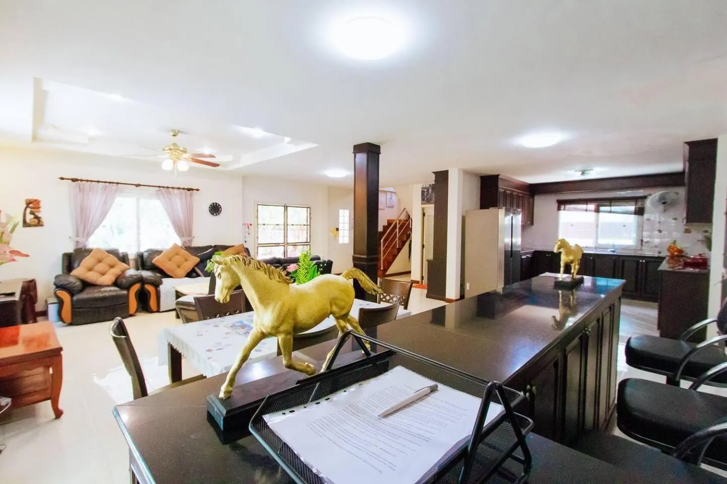 Living room in Captivating 3-Bed Villa in Muang Pattaya