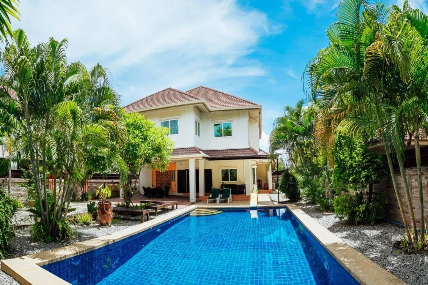 Captivating 3-Bed Villa in Muang Pattaya