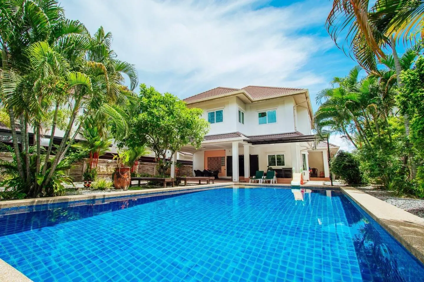 Captivating 3-Bed Villa in Muang Pattaya