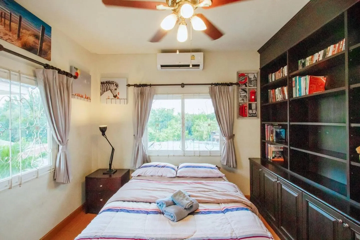 Bed in Captivating 3-Bed Villa in Muang Pattaya