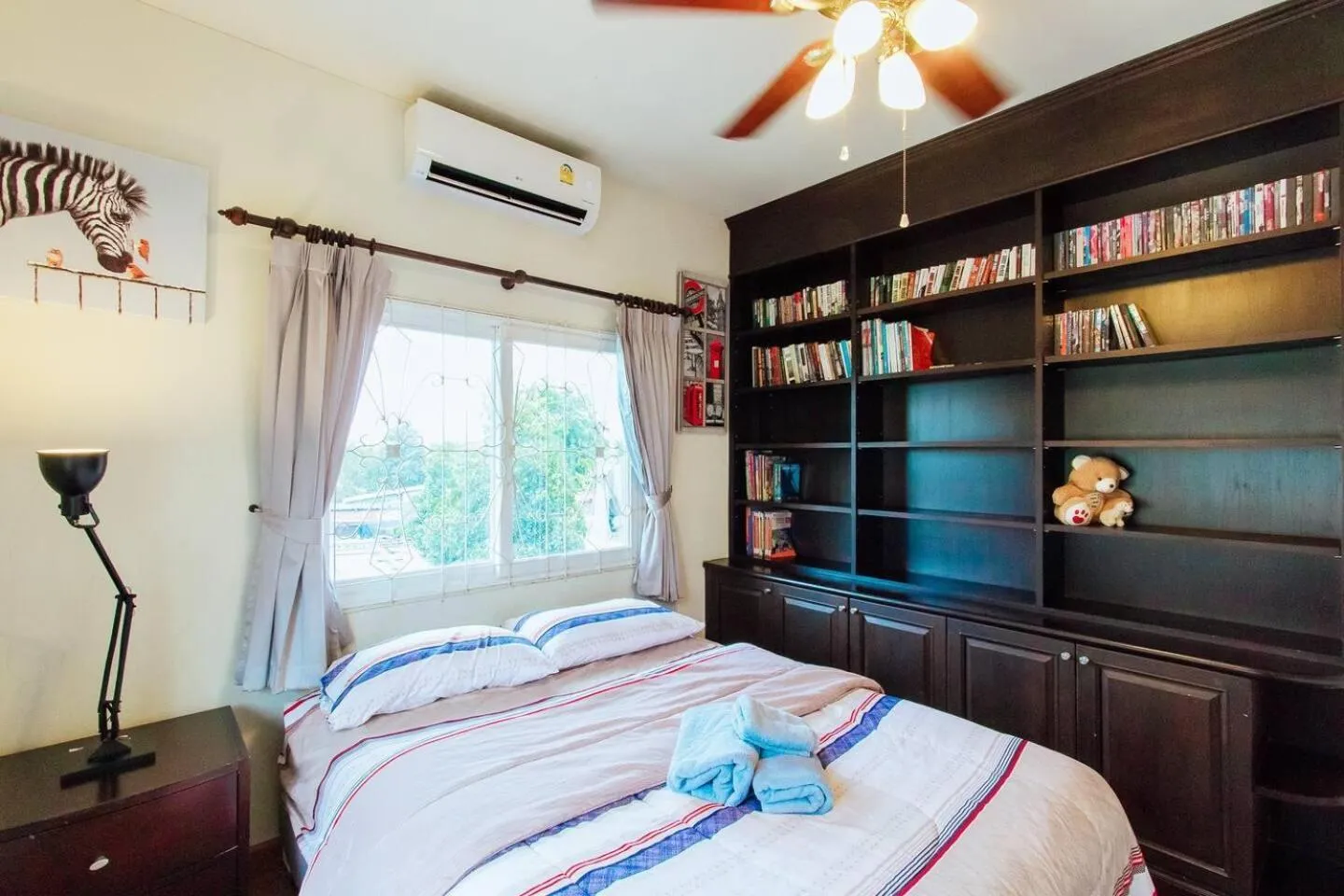 Bed in Captivating 3-Bed Villa in Muang Pattaya