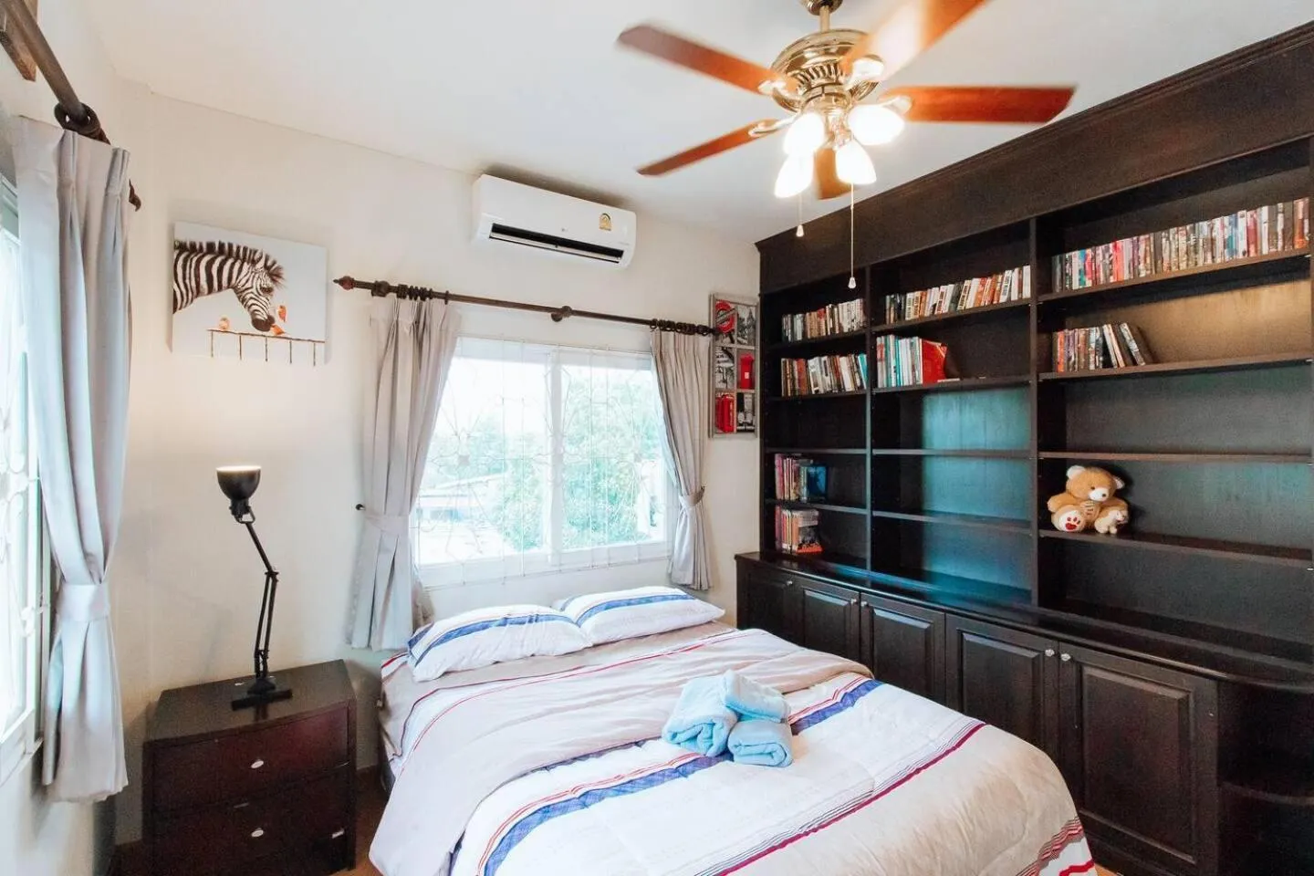 Bed in Captivating 3-Bed Villa in Muang Pattaya