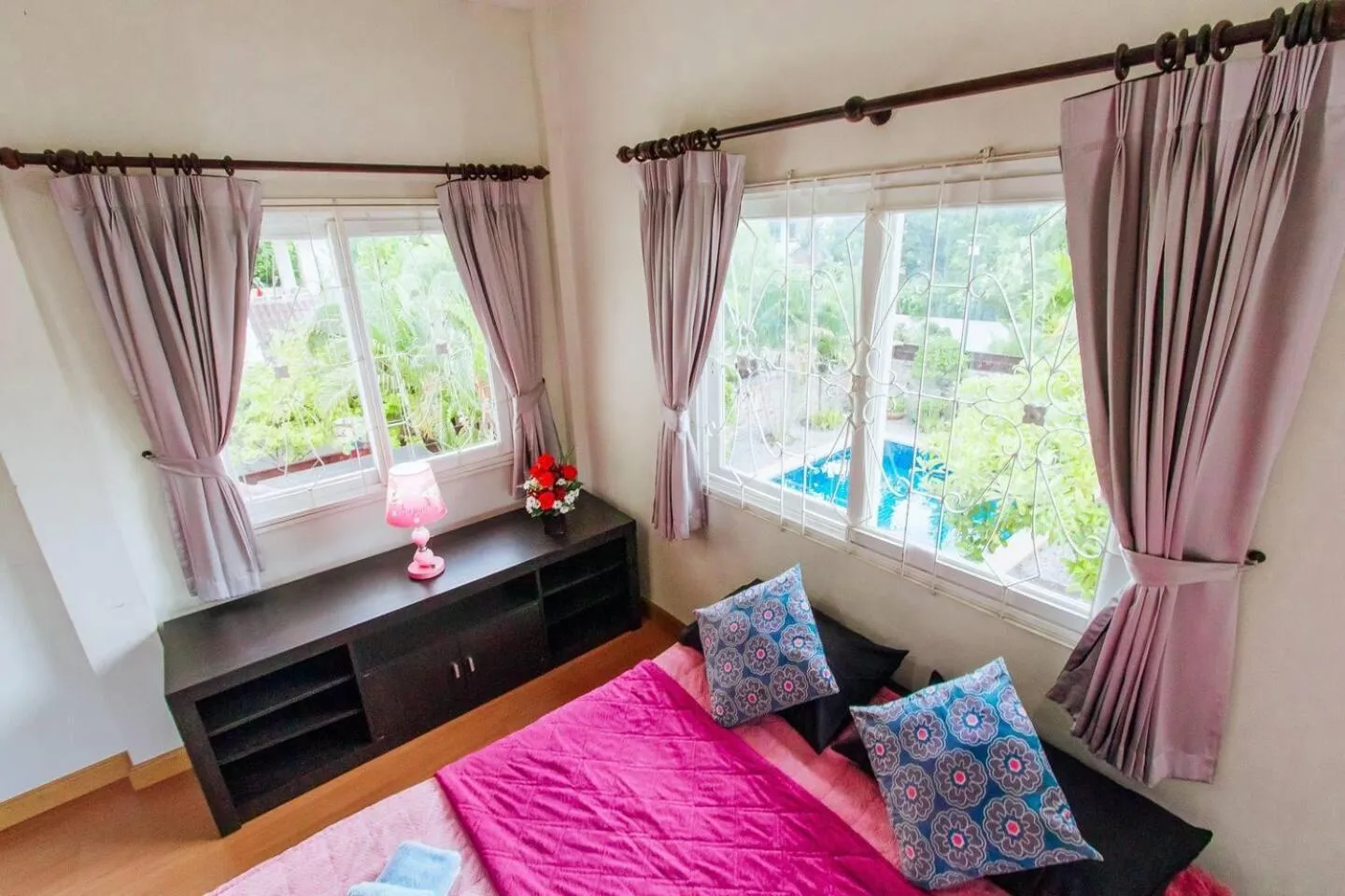 Photo of the whole room, Bed in Captivating 3-Bed Villa in Muang Pattaya
