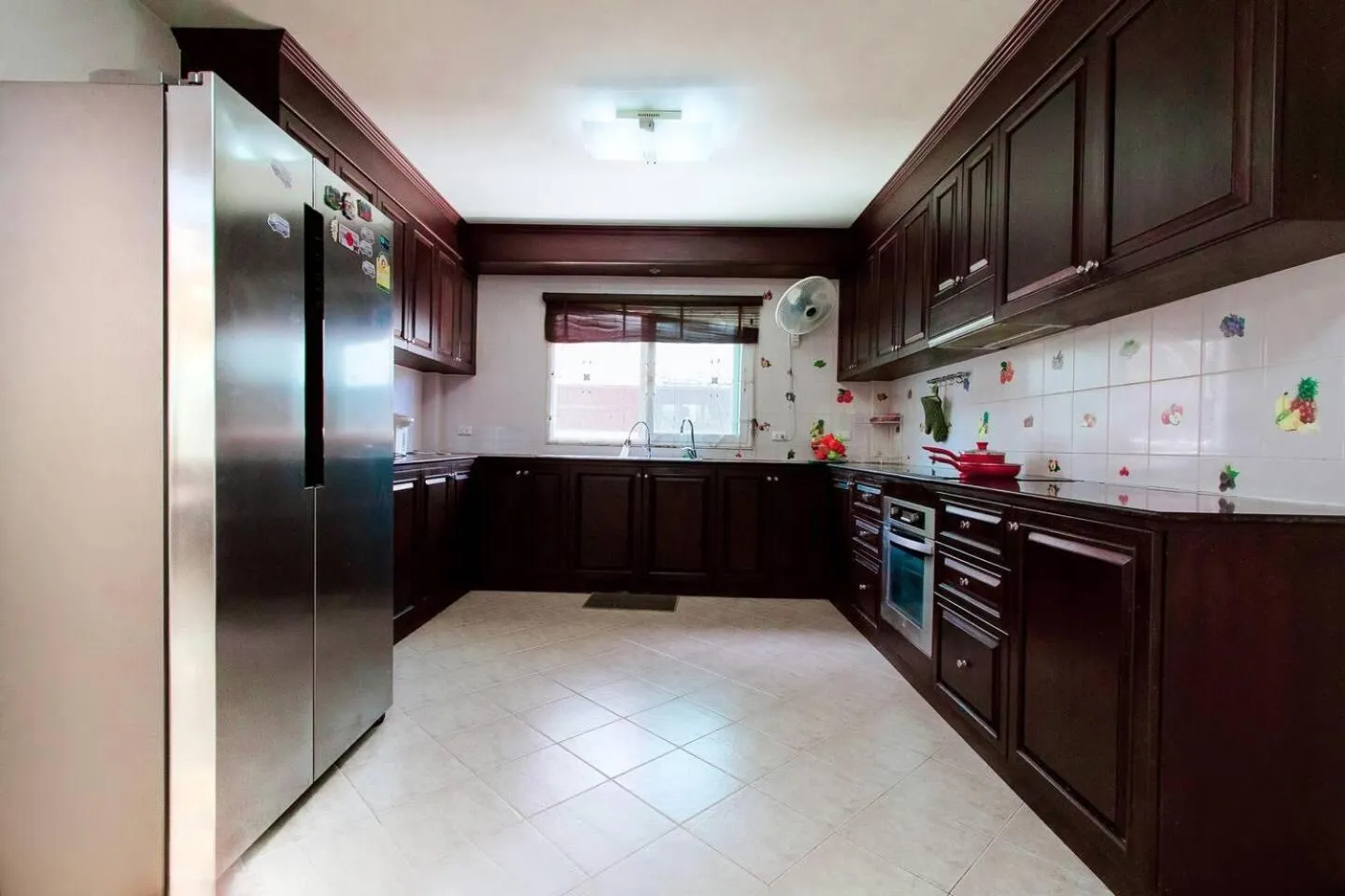 Photo of the whole room in Captivating 3-Bed Villa in Muang Pattaya