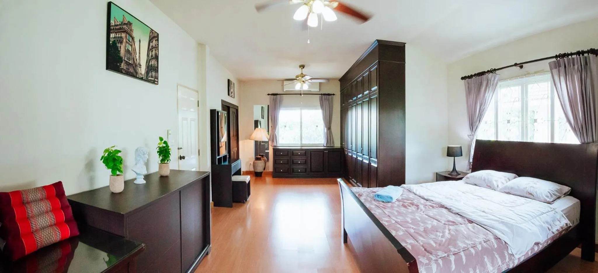 Bed in Captivating 3-Bed Villa in Muang Pattaya
