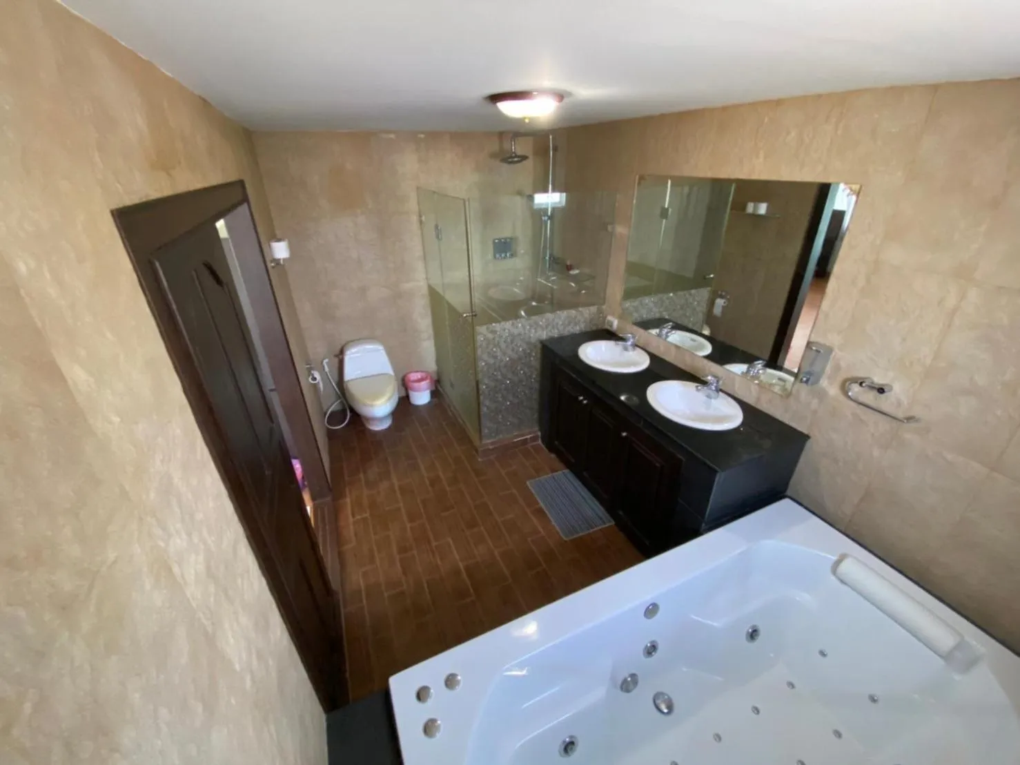 Bathroom in Captivating 3-Bed Villa in Muang Pattaya