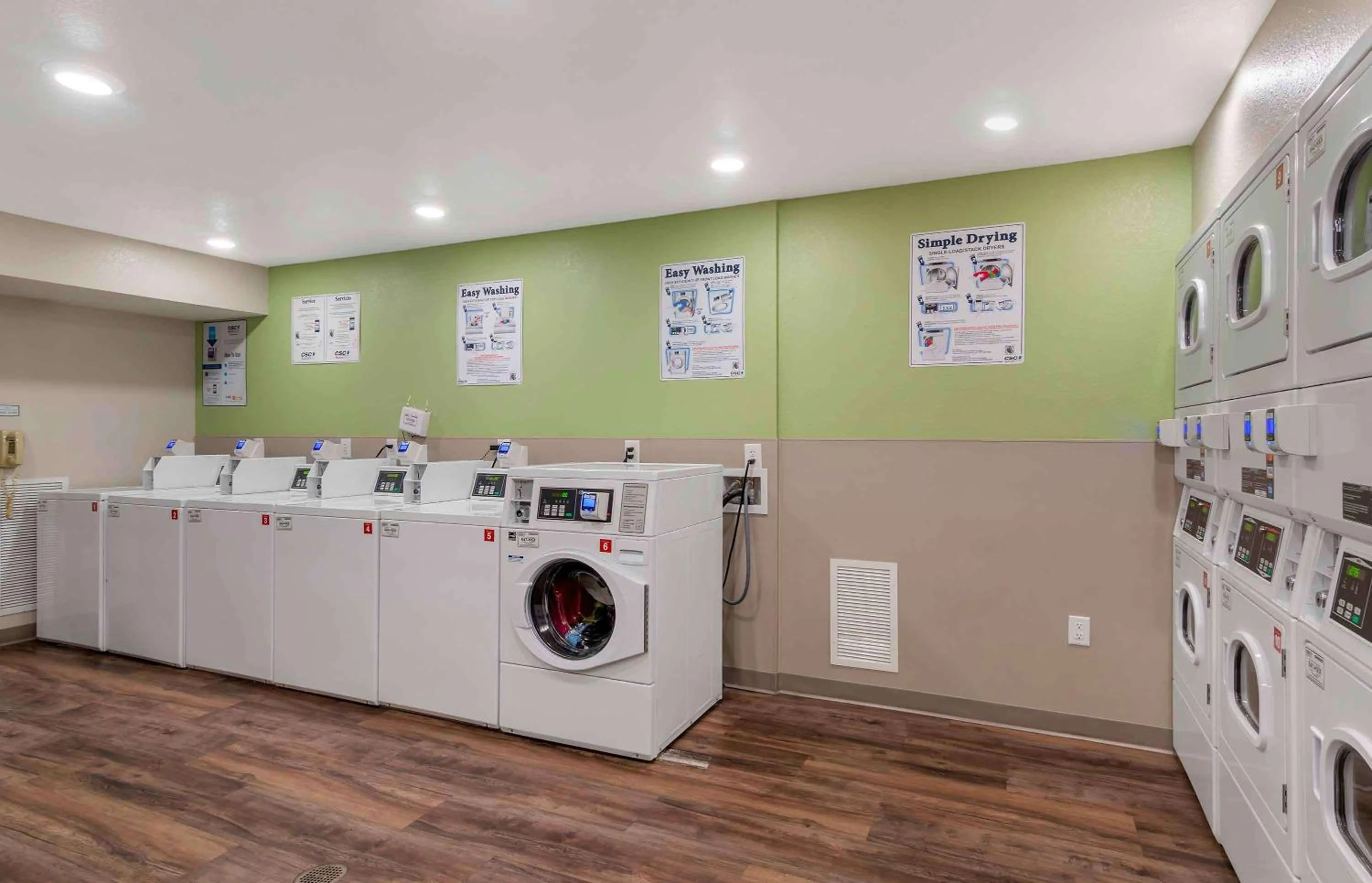 Property building in Extended Stay America Suites - Atlanta - Lithia Springs