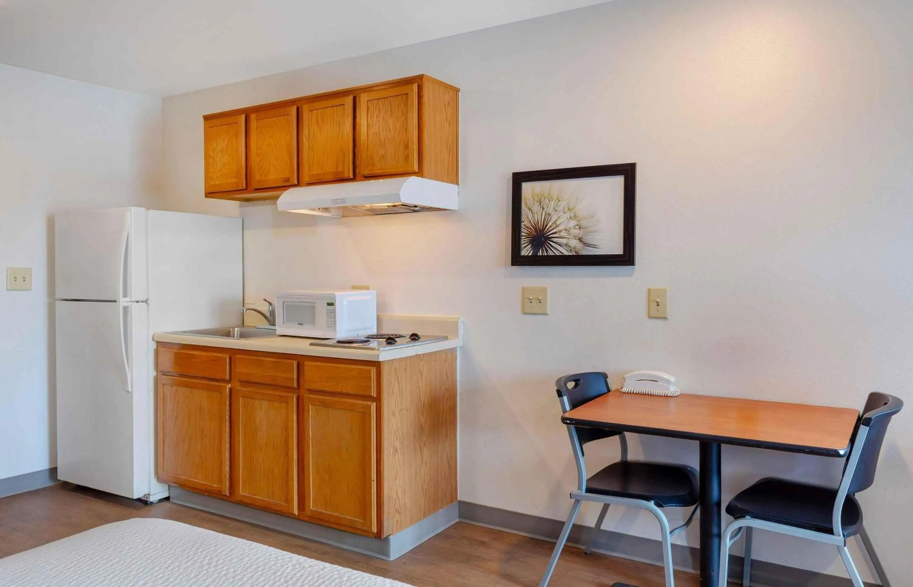 Kitchen or kitchenette in Extended Stay America Select Suites - Fayetteville