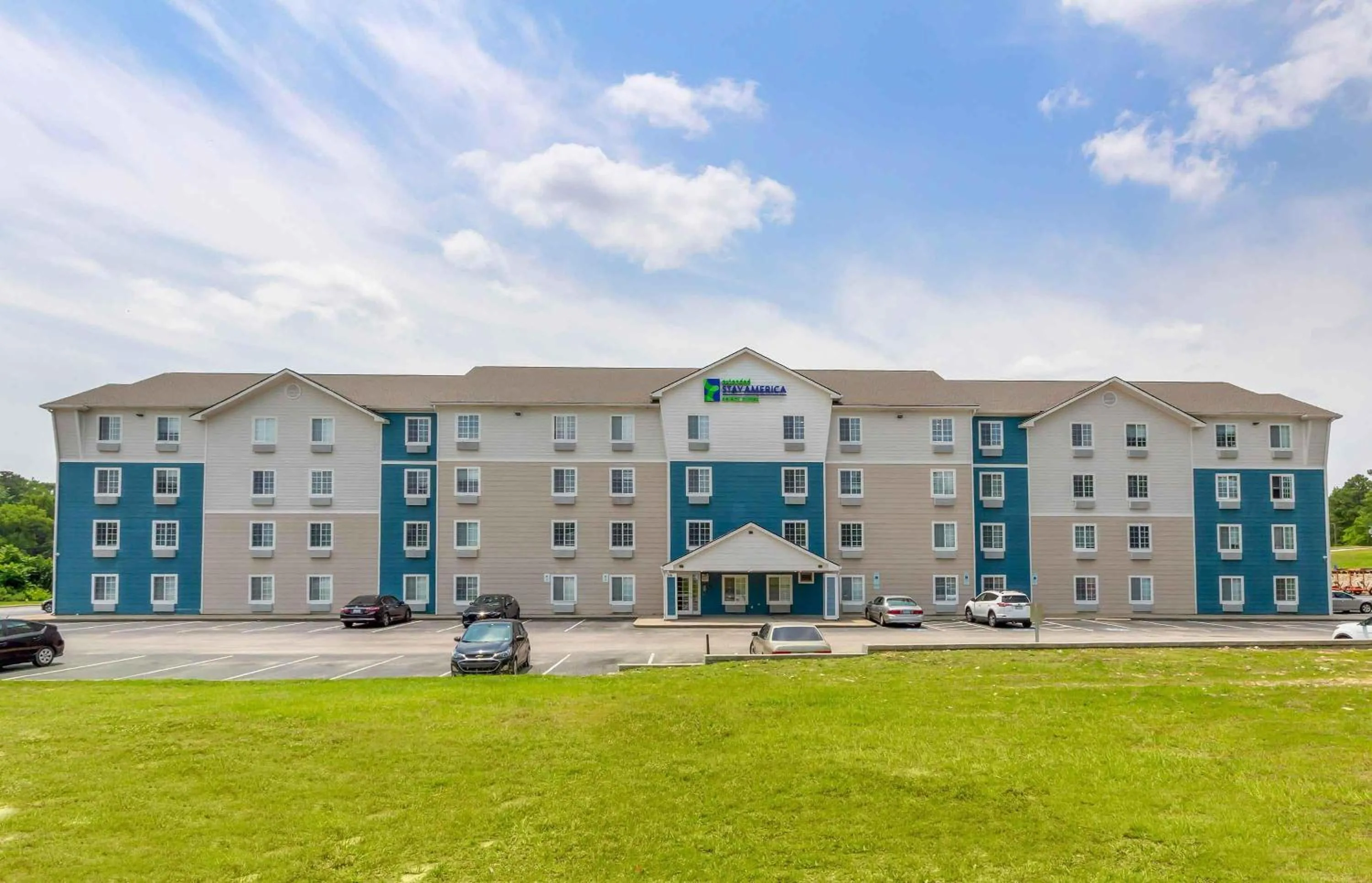 Property building in Extended Stay America Select Suites - Fayetteville