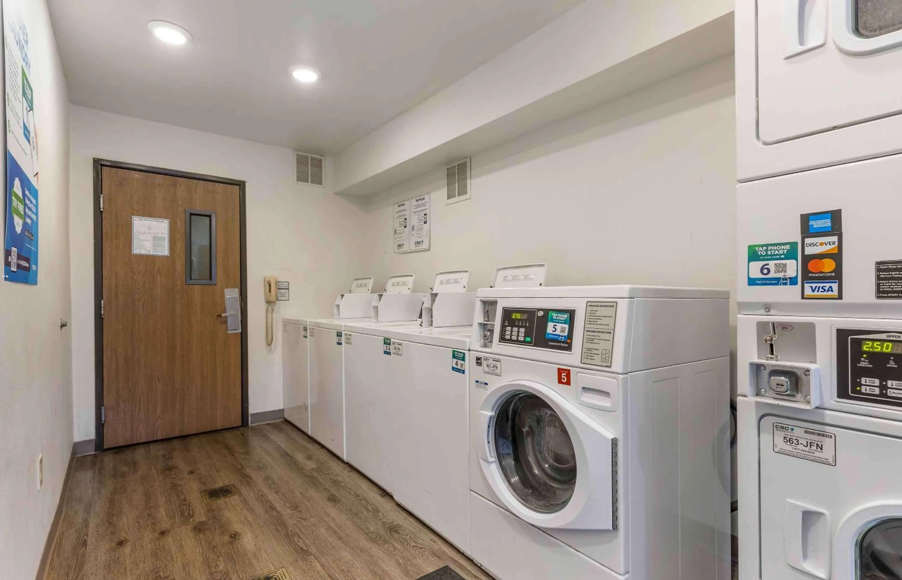 Property building in Extended Stay America Select Suites - Fayetteville - I-49