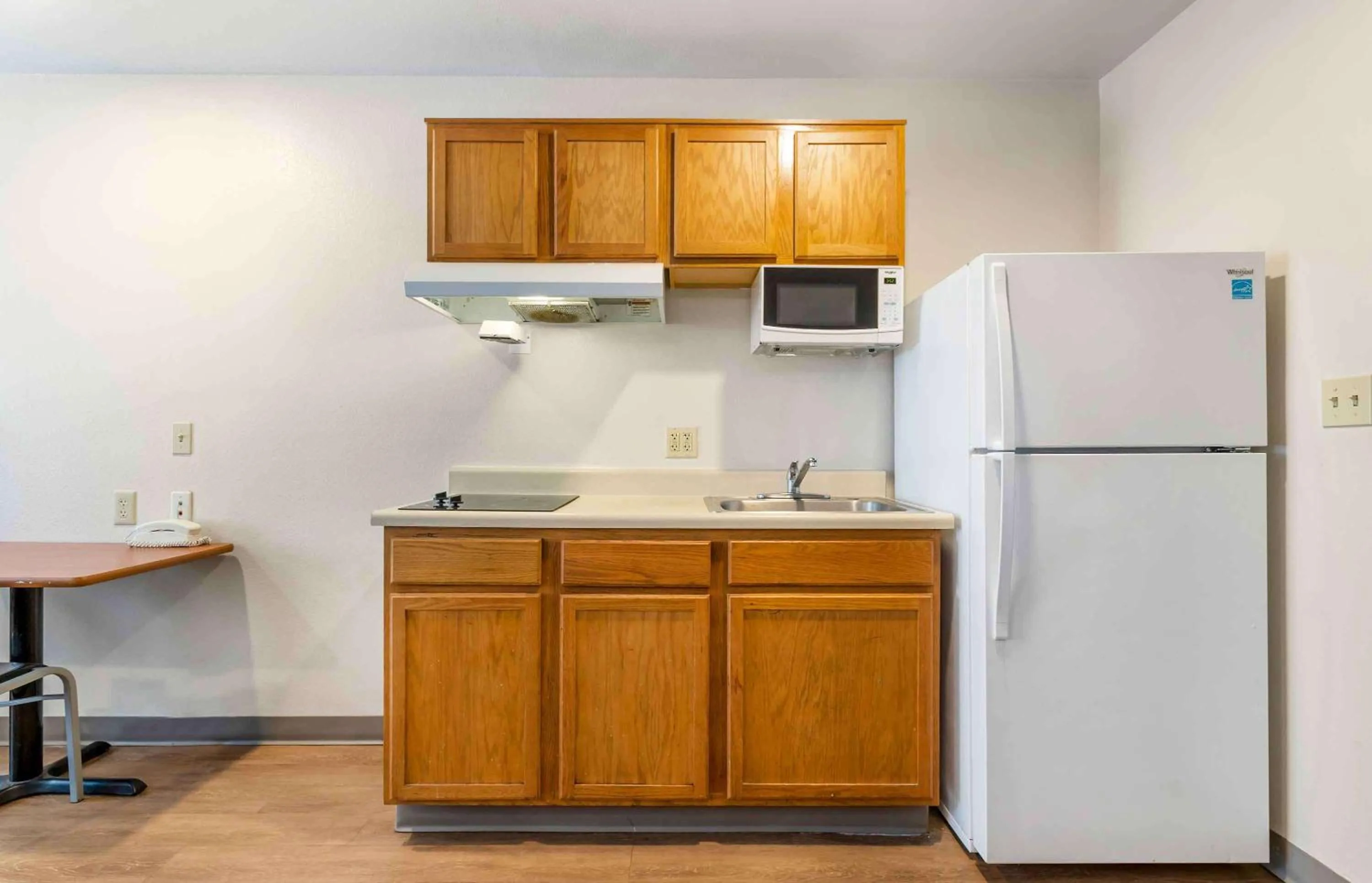 Bedroom in Extended Stay America Select Suites - Fayetteville - I-49