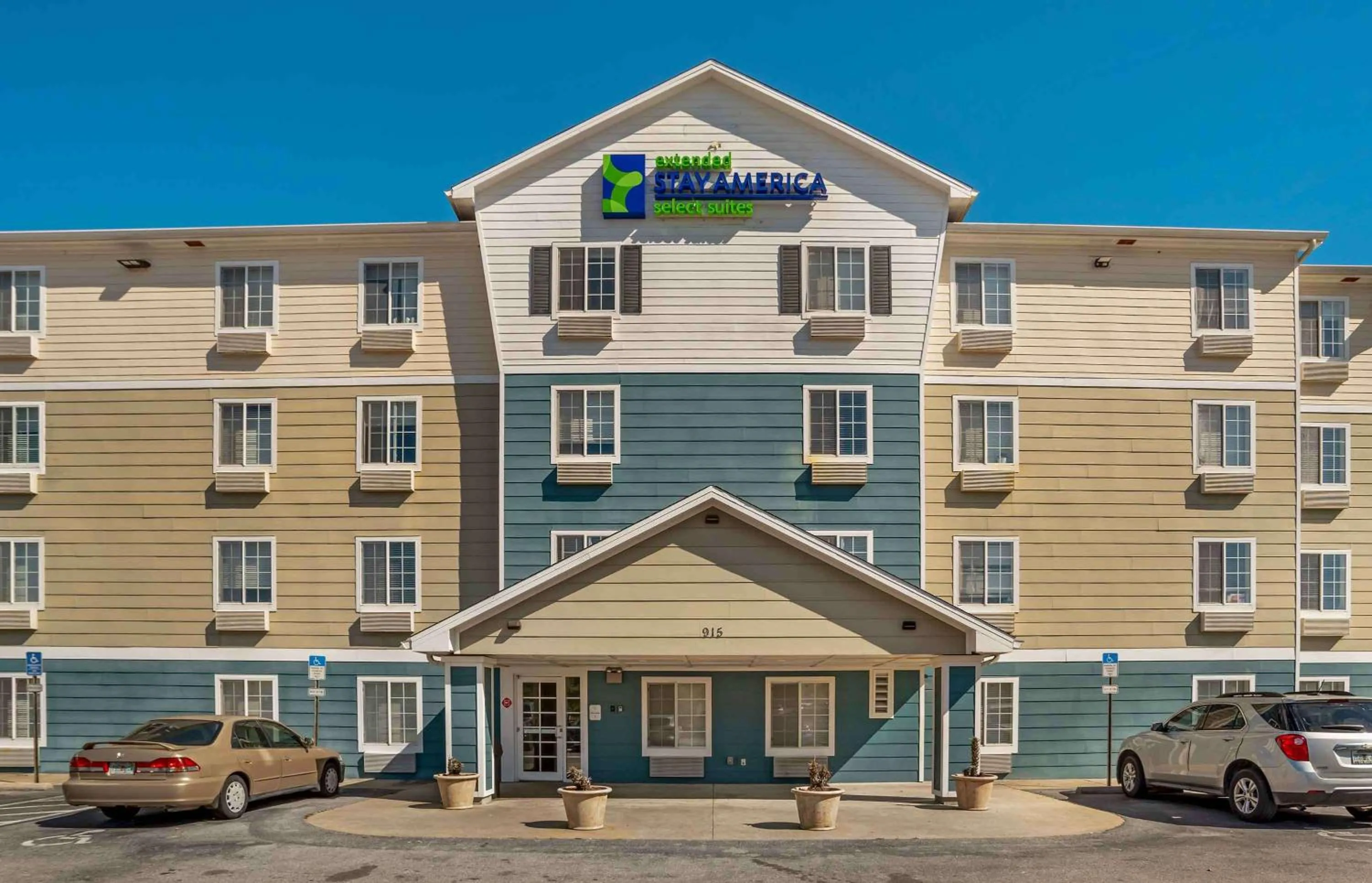 Property building in Extended Stay America Select Suites - Fort Walton Beach