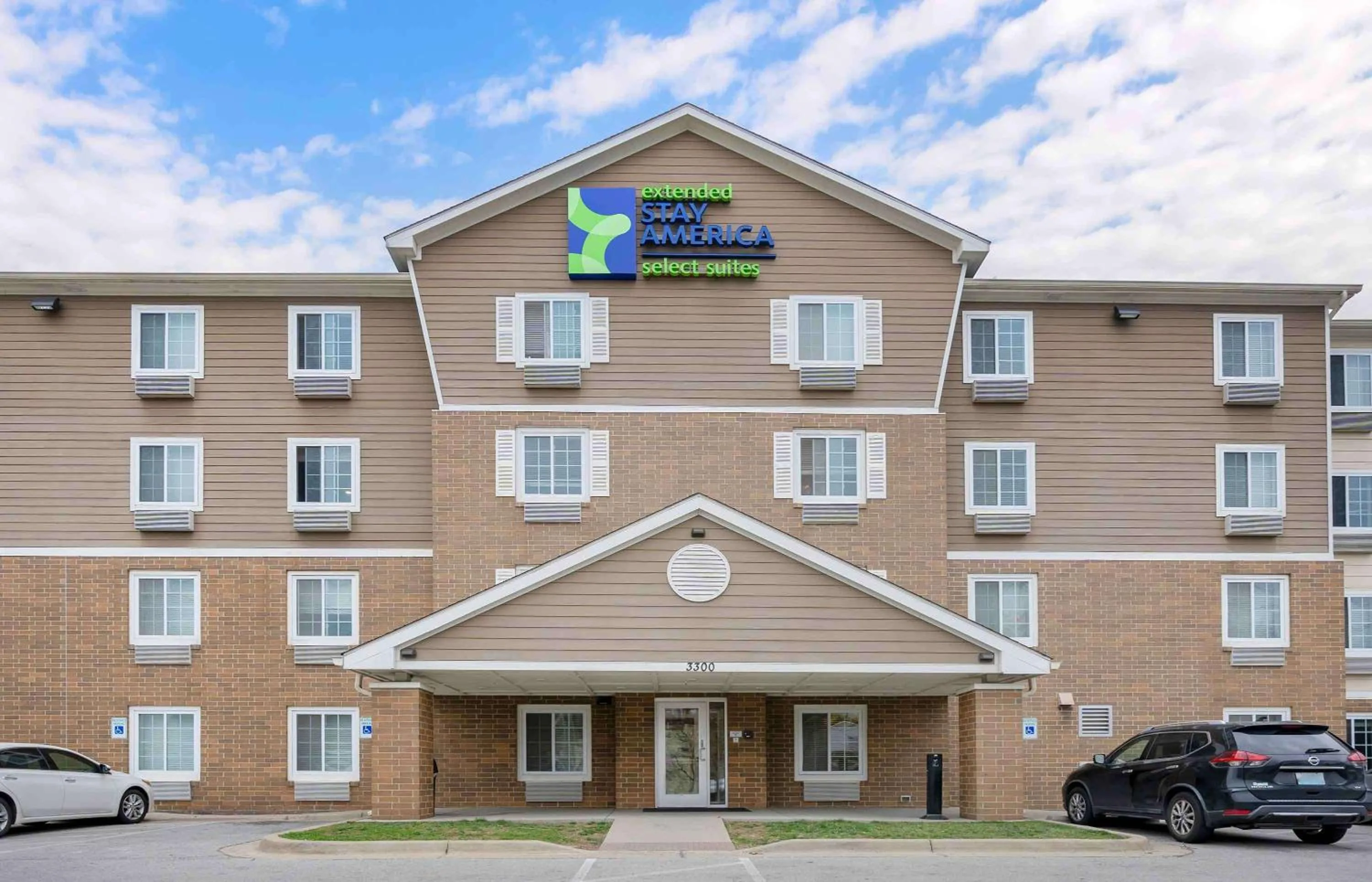 Property building in Extended Stay America Select Suites - Louisville - Airport