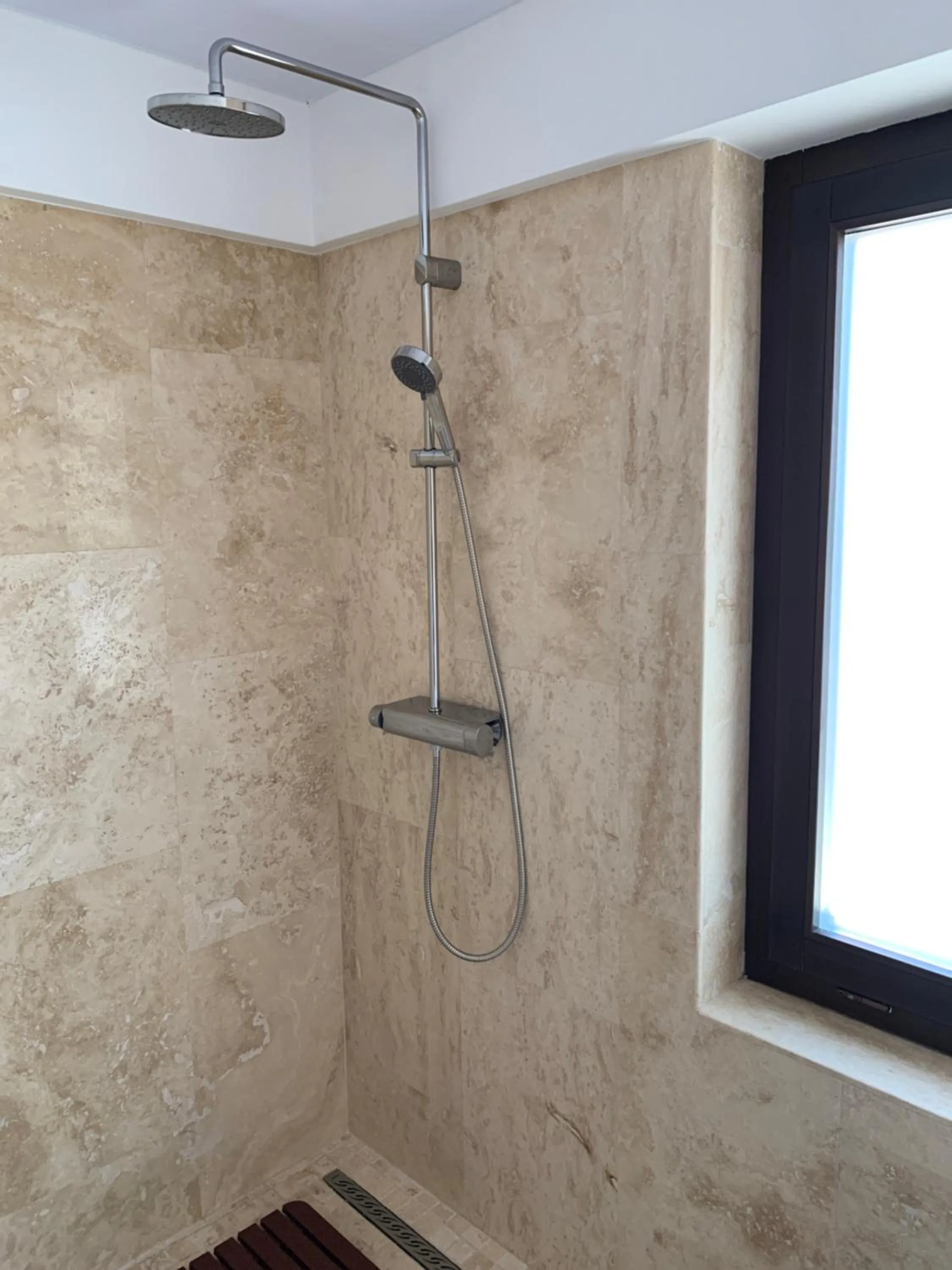 Bathroom in Dacia Residence Apartments