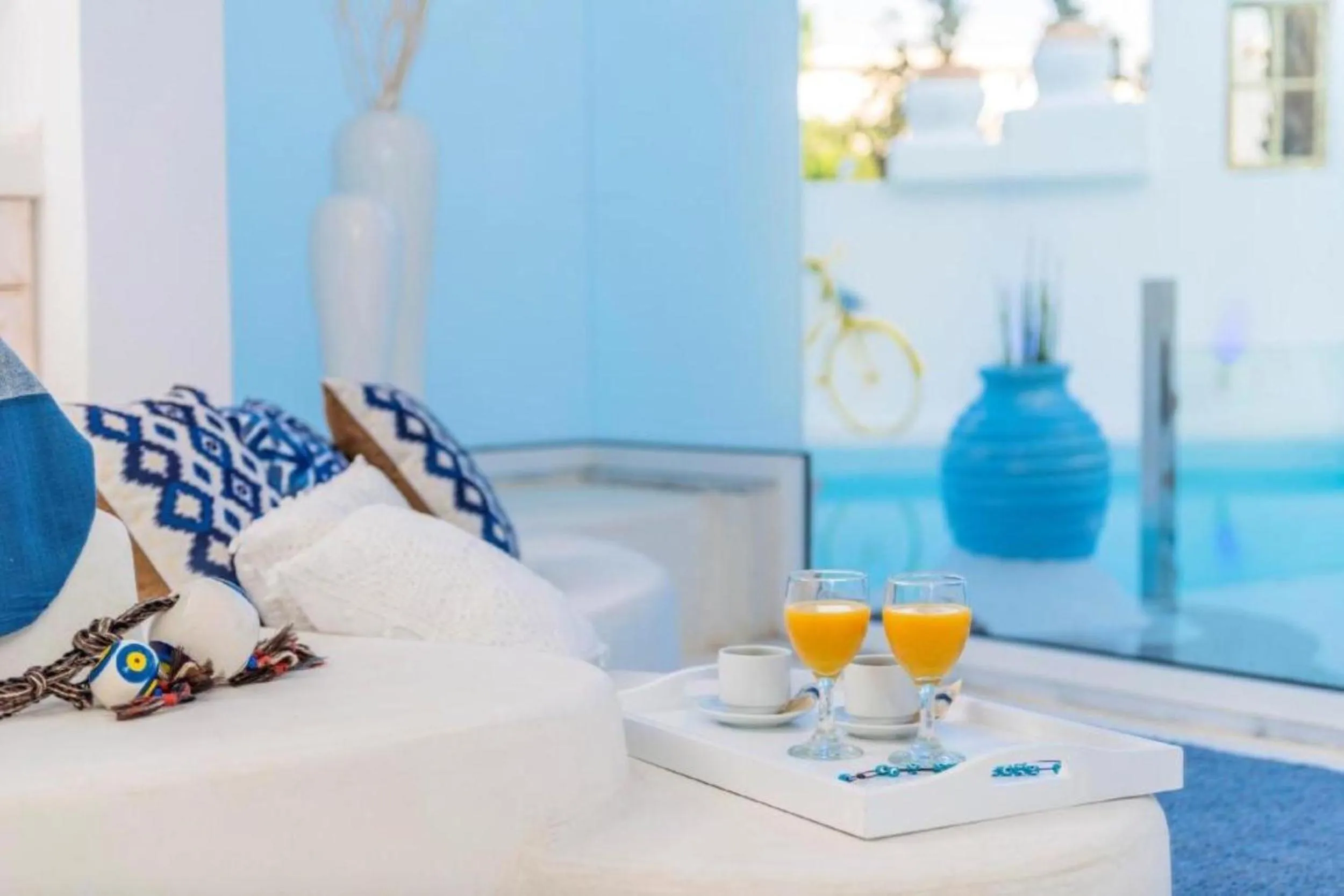 Pool view, Bed in Kouros Home & Suites