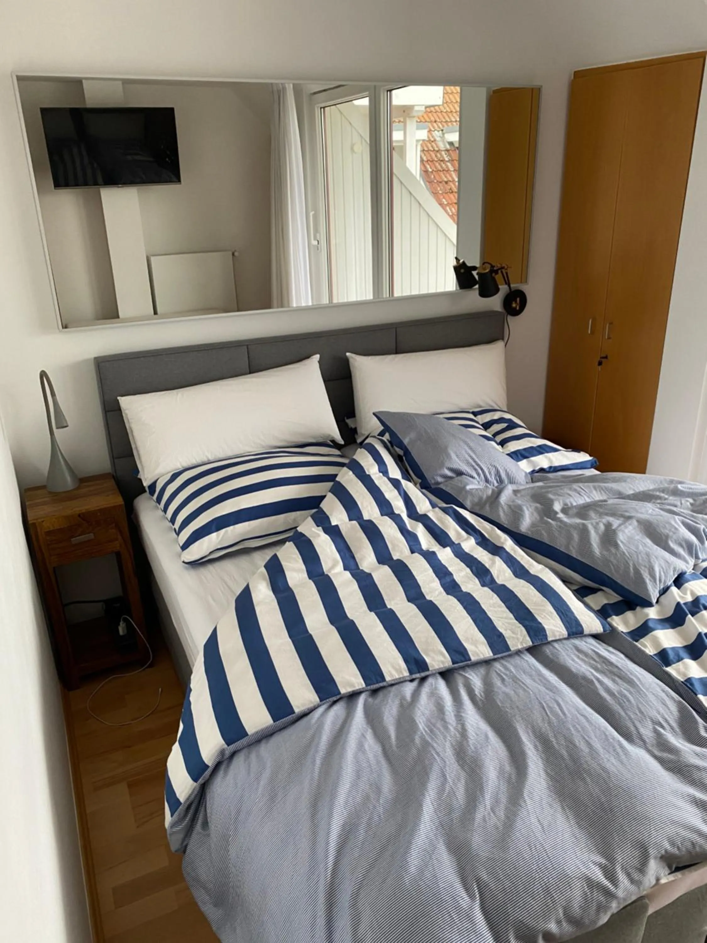 Bedroom, Bed in Inspiration Maisonette