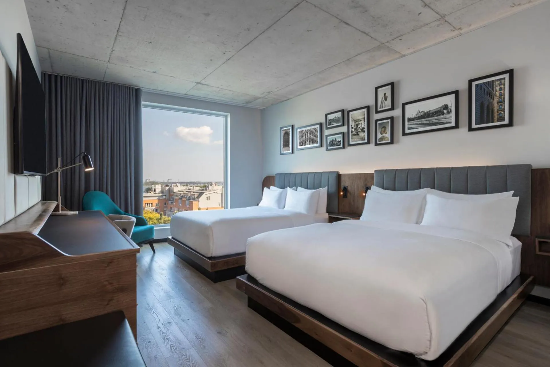 Bedroom, Bed in Hyatt Centric Montreal