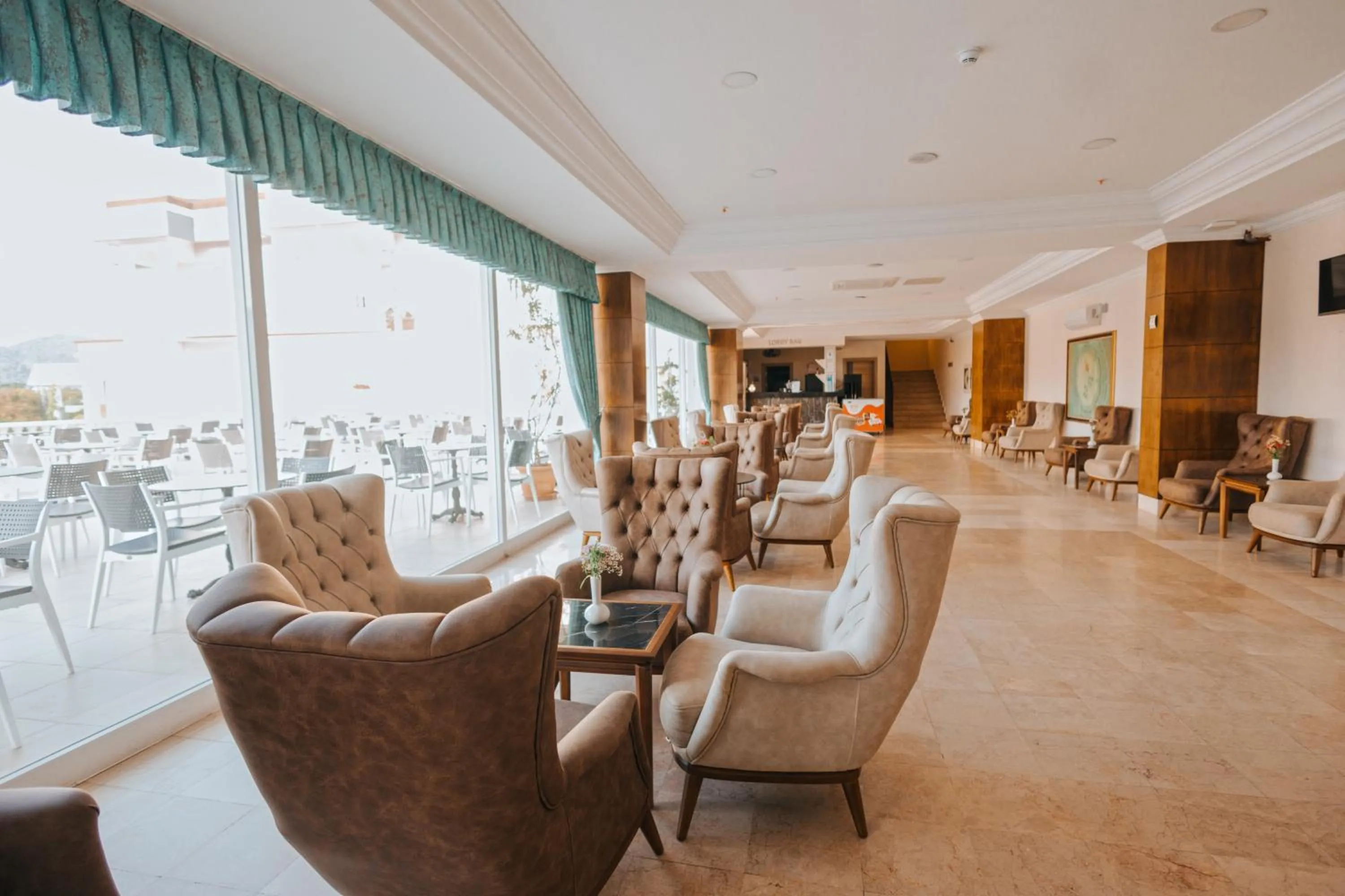 Seating area in Viking Garden Hotel