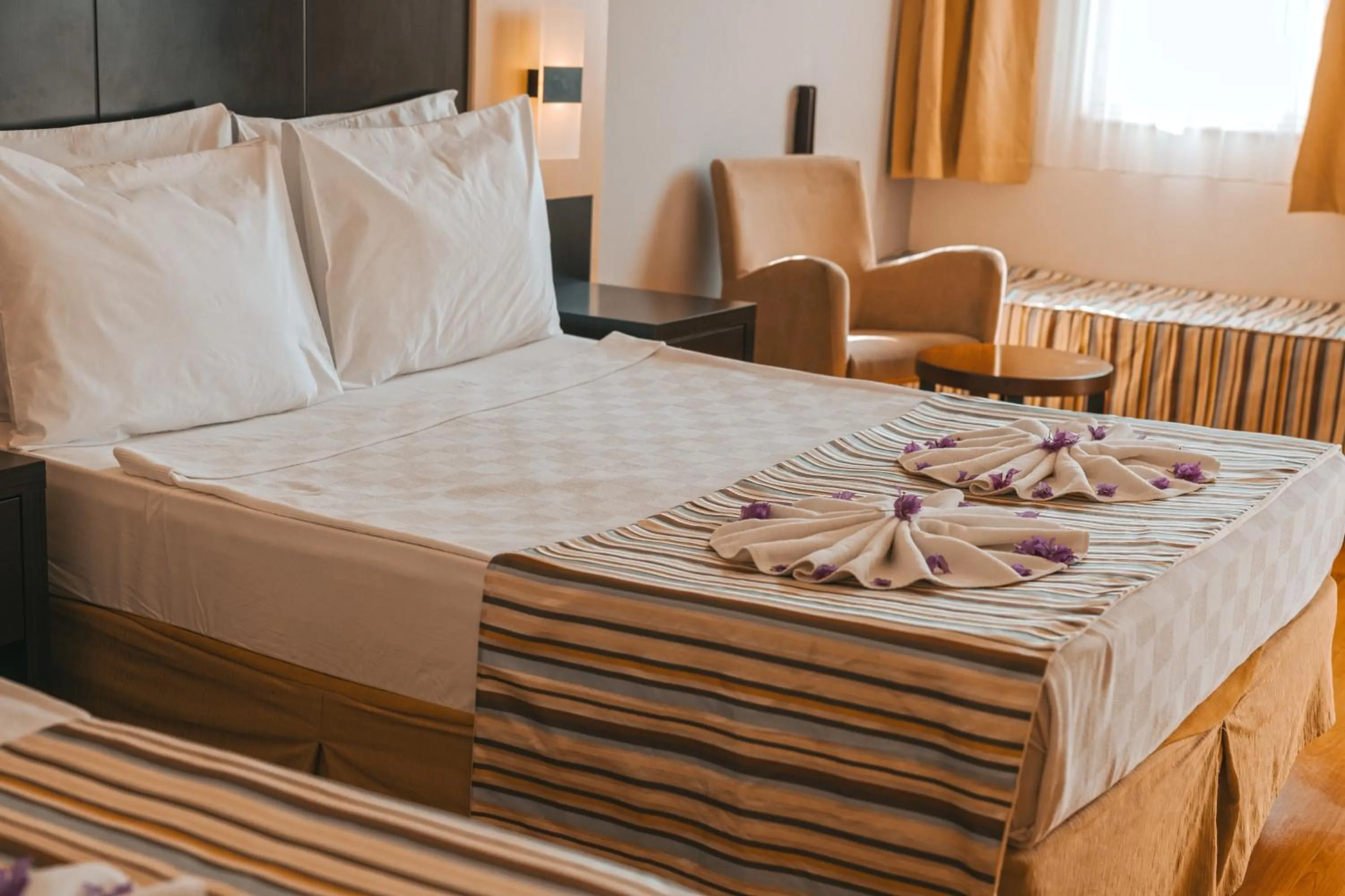 Bed in Viking Garden Hotel