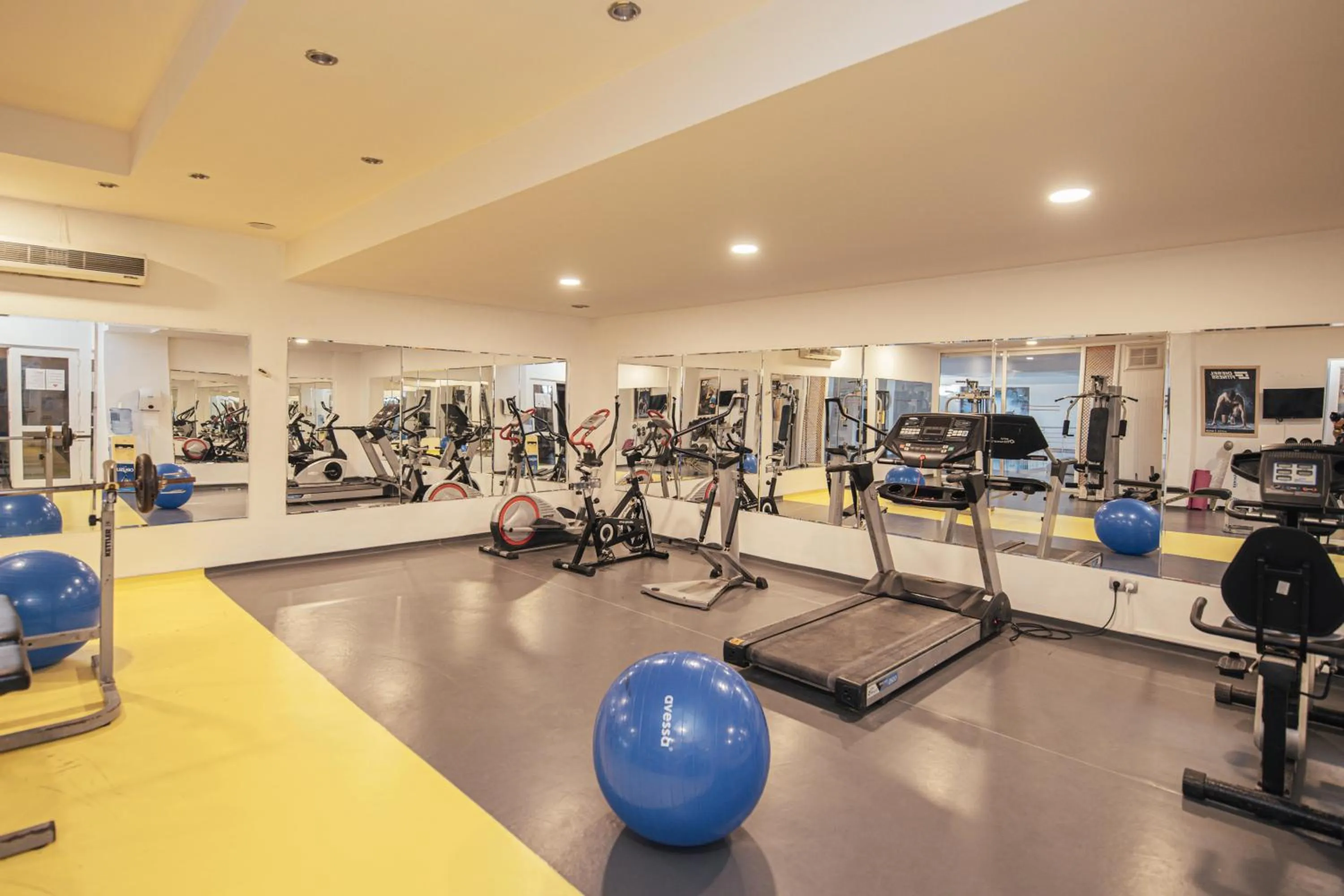 Fitness centre/facilities in Viking Garden Hotel