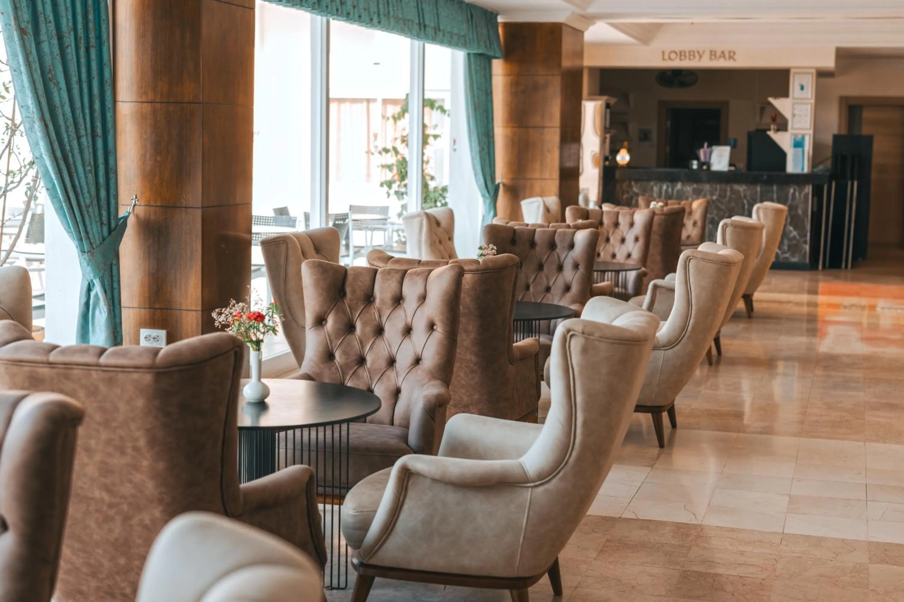 Seating area in Viking Garden Hotel