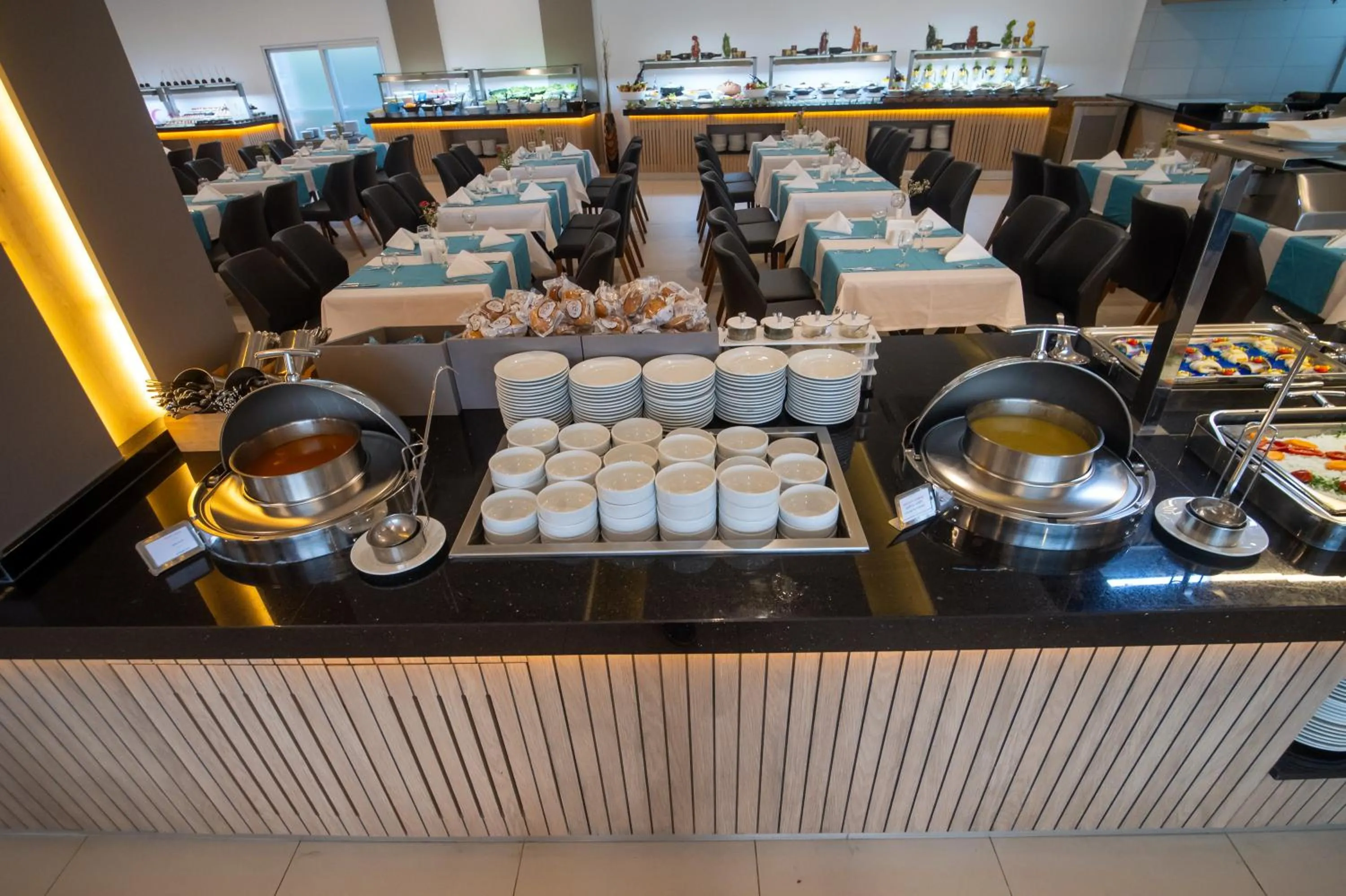 Restaurant/places to eat in Viking Garden Hotel