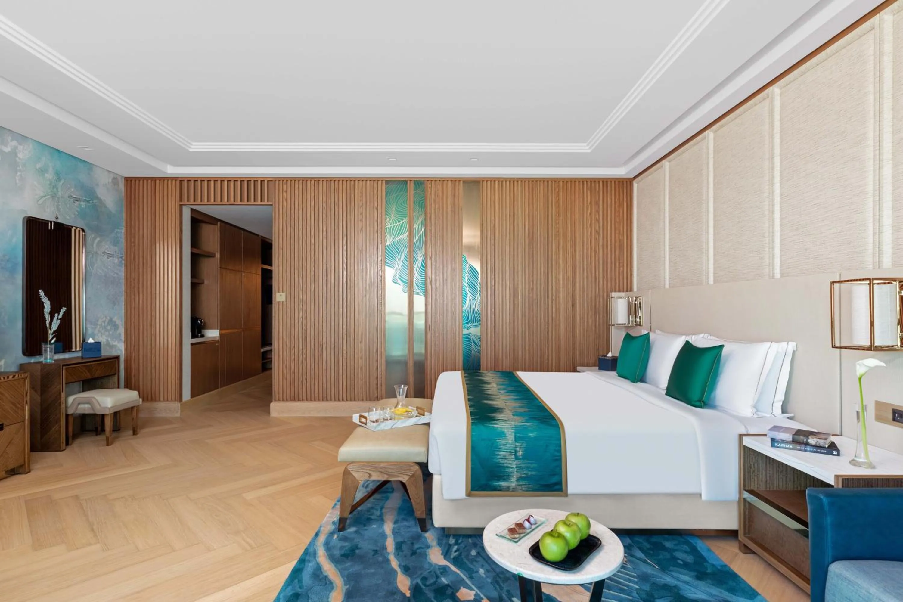 Bedroom, Bed in Taj Exotica Resort & Spa, The Palm, Dubai