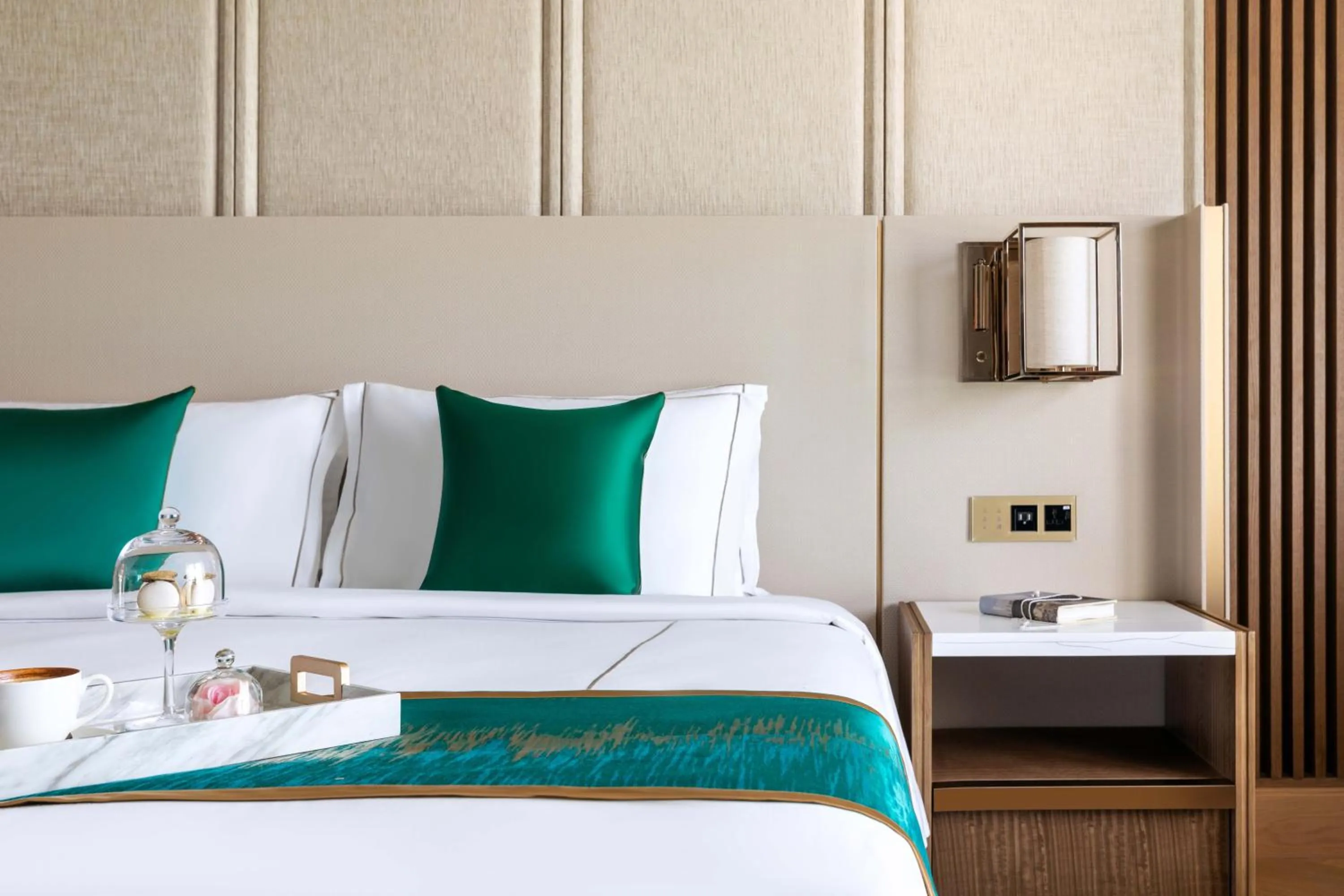 Bed in Taj Exotica Resort & Spa, The Palm, Dubai