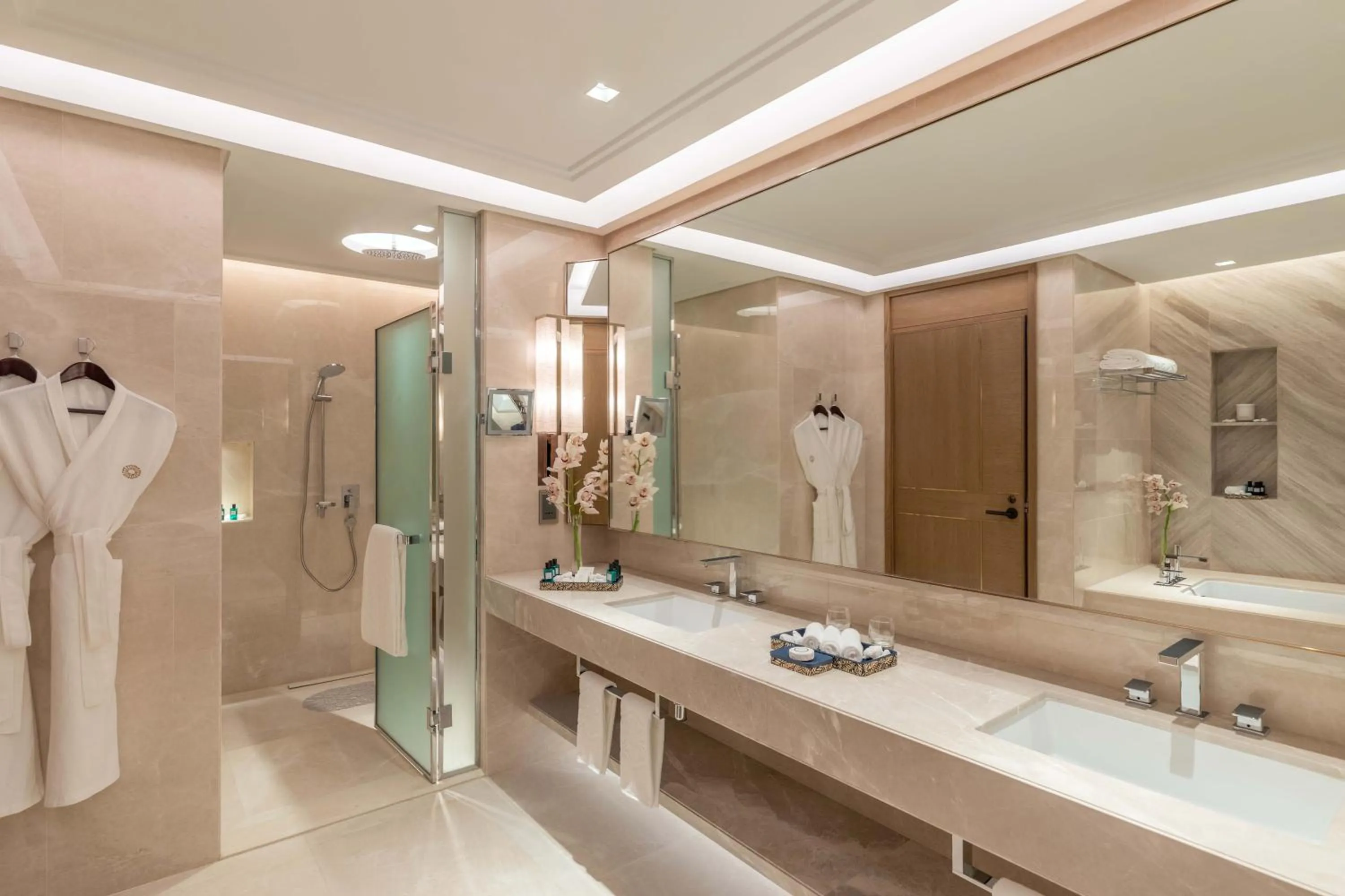 Shower in Taj Exotica Resort & Spa, The Palm, Dubai