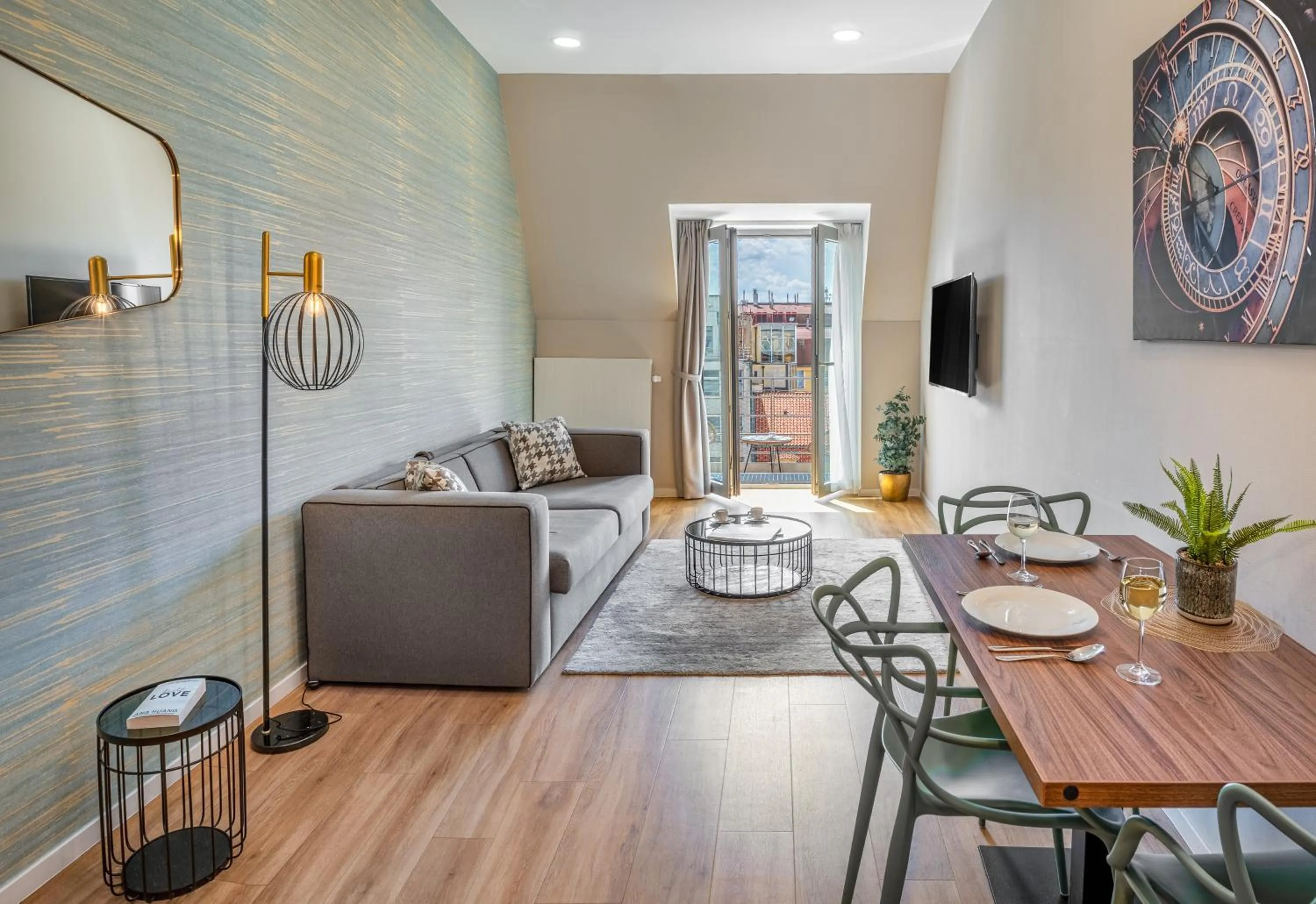 TV and multimedia in VN17 Rooftop Suites by Adrez